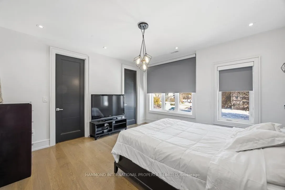Photo 29 of 42 Laureleaf Road, Markham, Bayview Glen — HOMEH