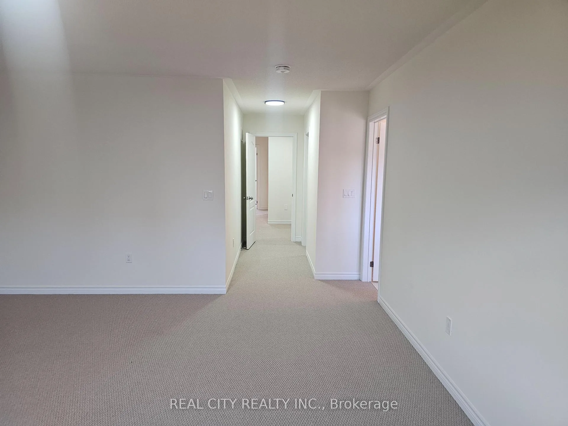 Photo 18 of 5 Heather Fullerton Road, Markham, Milliken Mills West — HOMEH