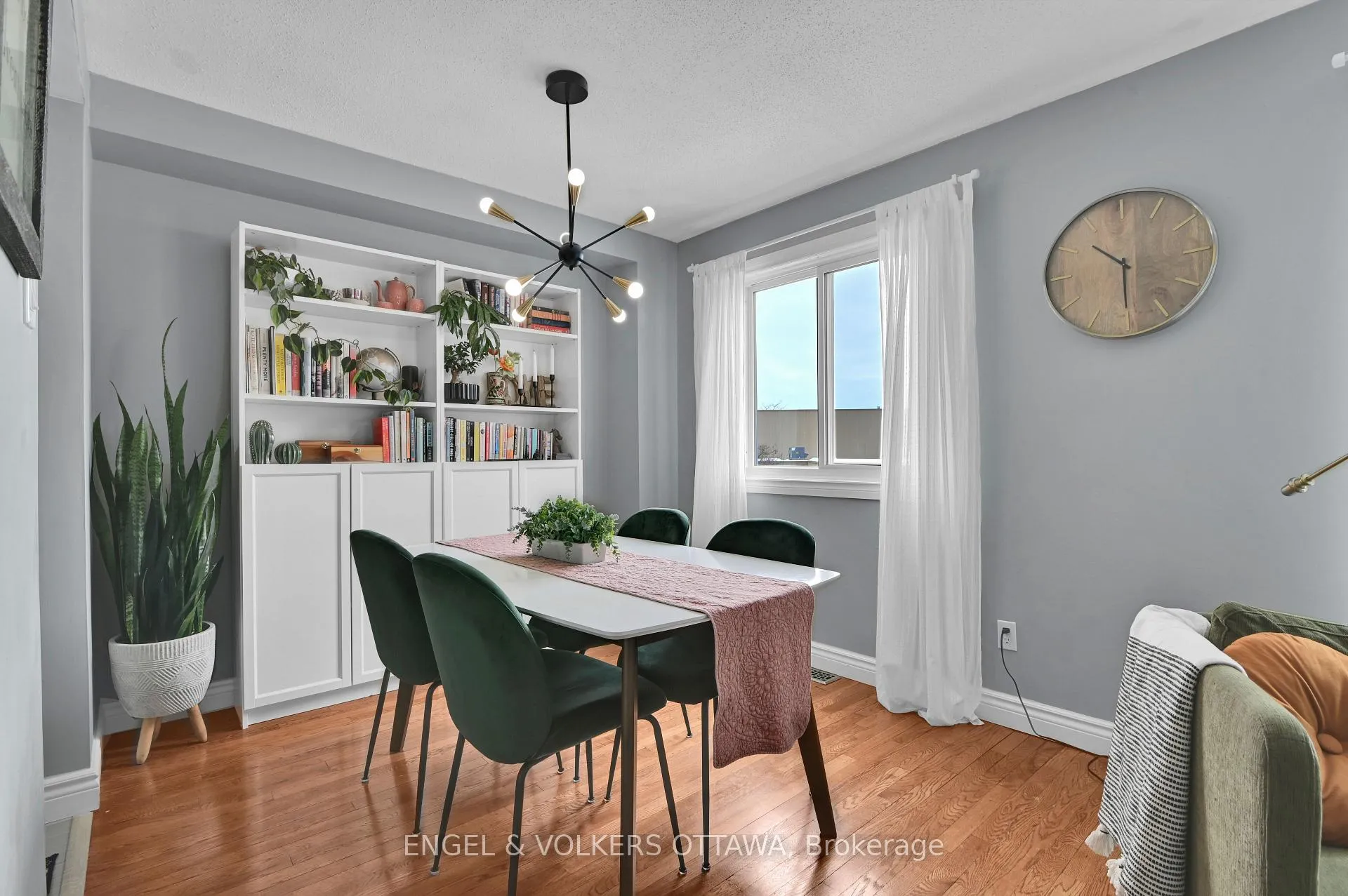 Photo 12 of 66 Hummingbird Crescent, Ottawa, Barrhaven - Cedargrove/Fraserdale — HOMEH