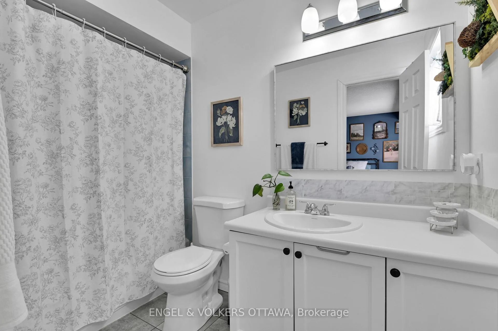 Photo 20 of 66 Hummingbird Crescent, Ottawa, Barrhaven - Cedargrove/Fraserdale — HOMEH