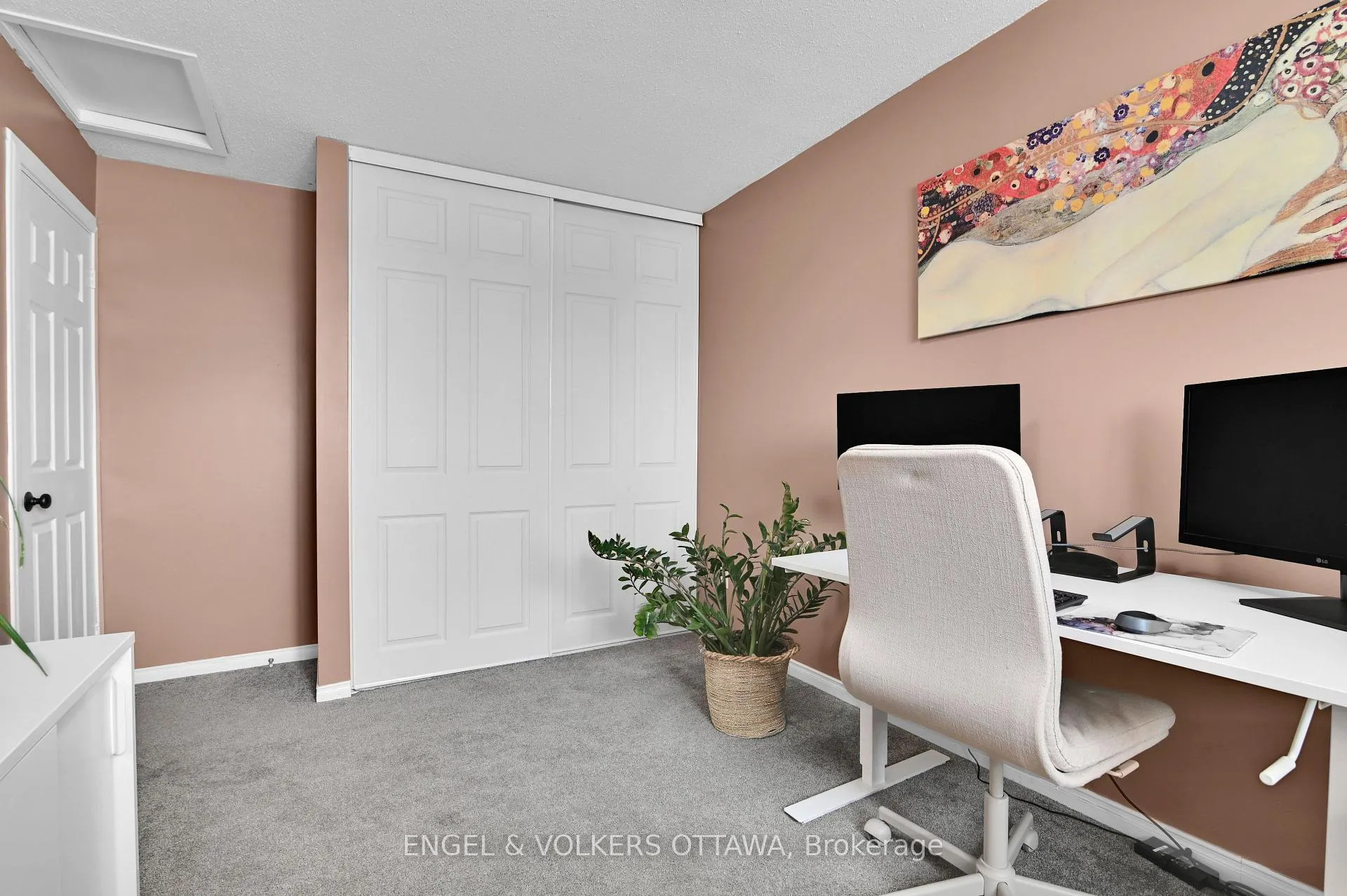 Photo 24 of 66 Hummingbird Crescent, Ottawa, Barrhaven - Cedargrove/Fraserdale — HOMEH