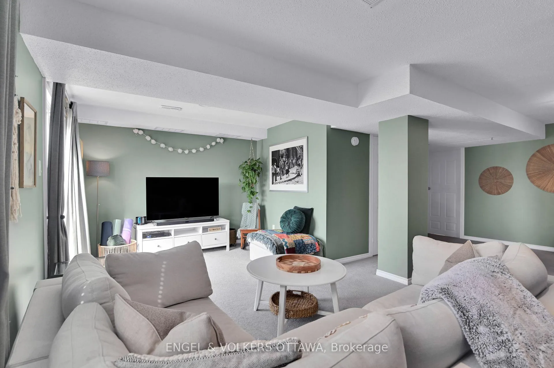Photo 28 of 66 Hummingbird Crescent, Ottawa, Barrhaven - Cedargrove/Fraserdale — HOMEH