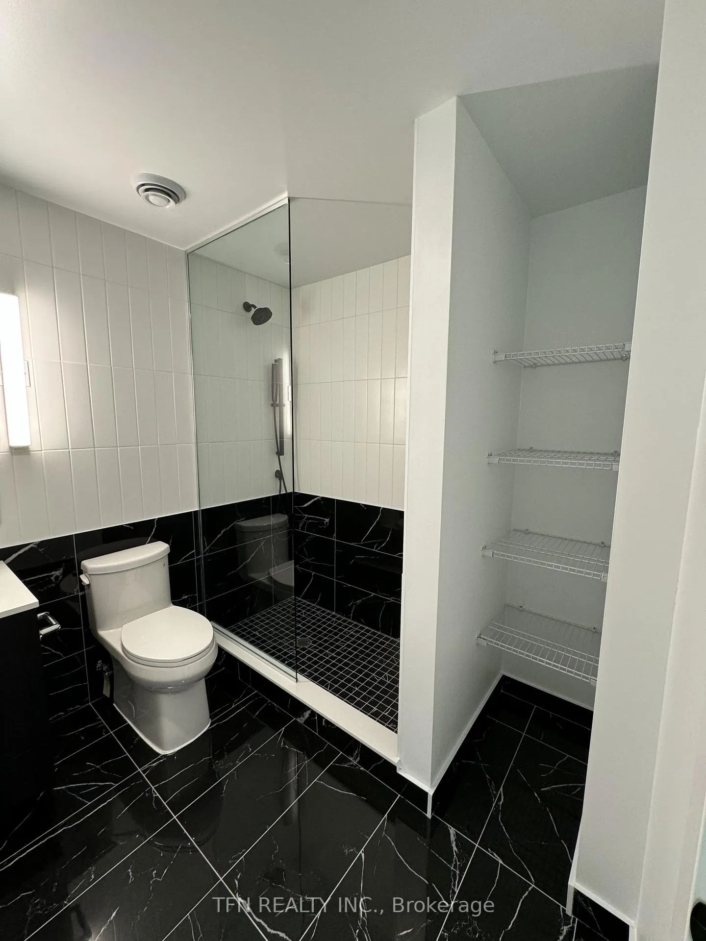 Photo 9 of Unit 3204, 327 King Street W, Toronto, Waterfront Communities — HOMEH