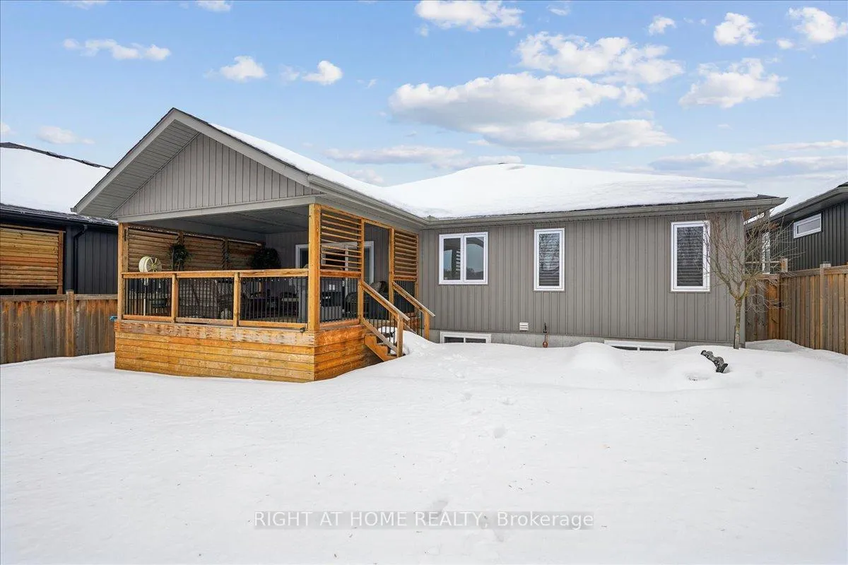 Photo 38 of 4 Sylvan Street, Quinte West, Murray Ward — HOMEH