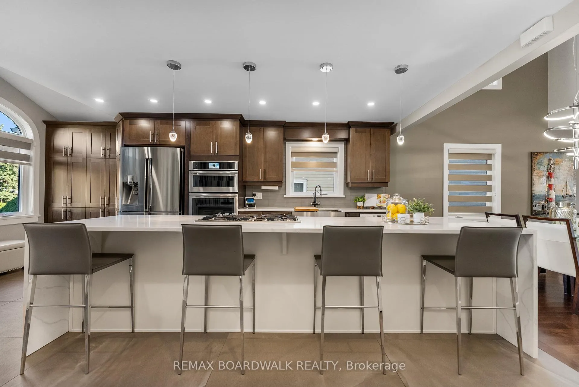 Photo 3 of 1813 Elmridge Drive, Ottawa, Beacon Hill South — HOMEH