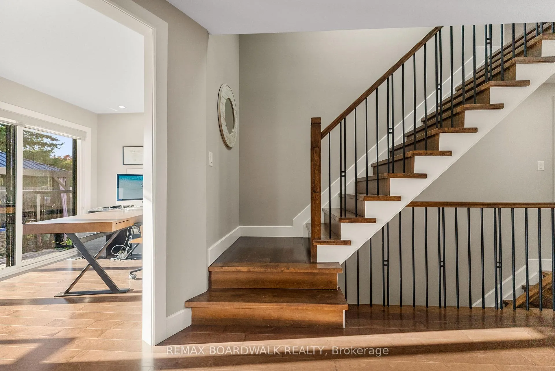 Photo 10 of 1813 Elmridge Drive, Ottawa, Beacon Hill South — HOMEH
