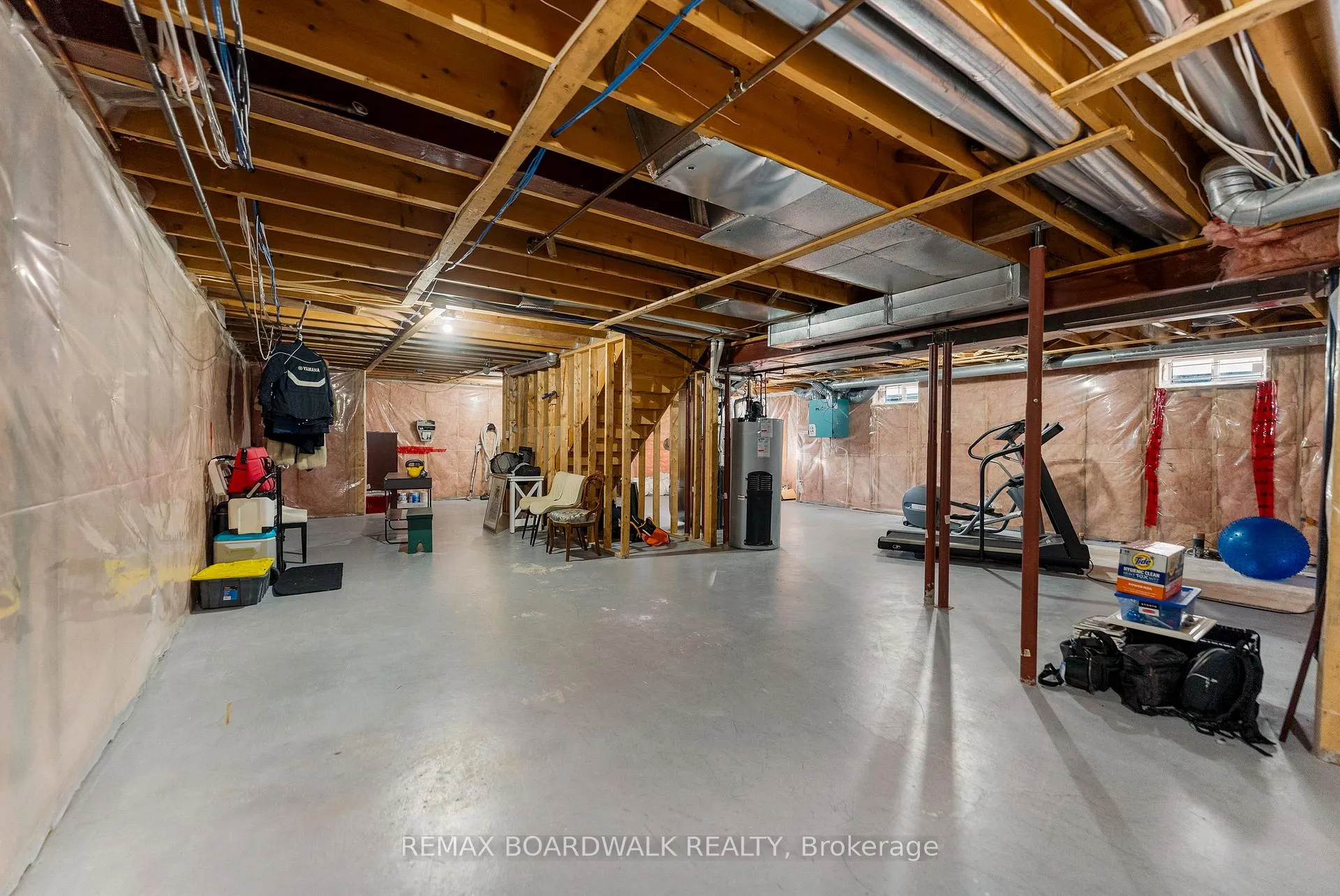 Photo 22 of 1813 Elmridge Drive, Ottawa, Beacon Hill South — HOMEH