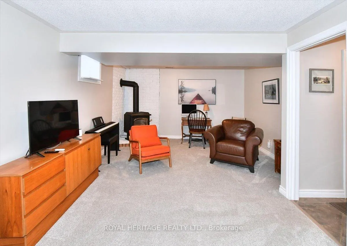 Photo 24 of 731 Peterborough Avenue, Selwyn — HOMEH