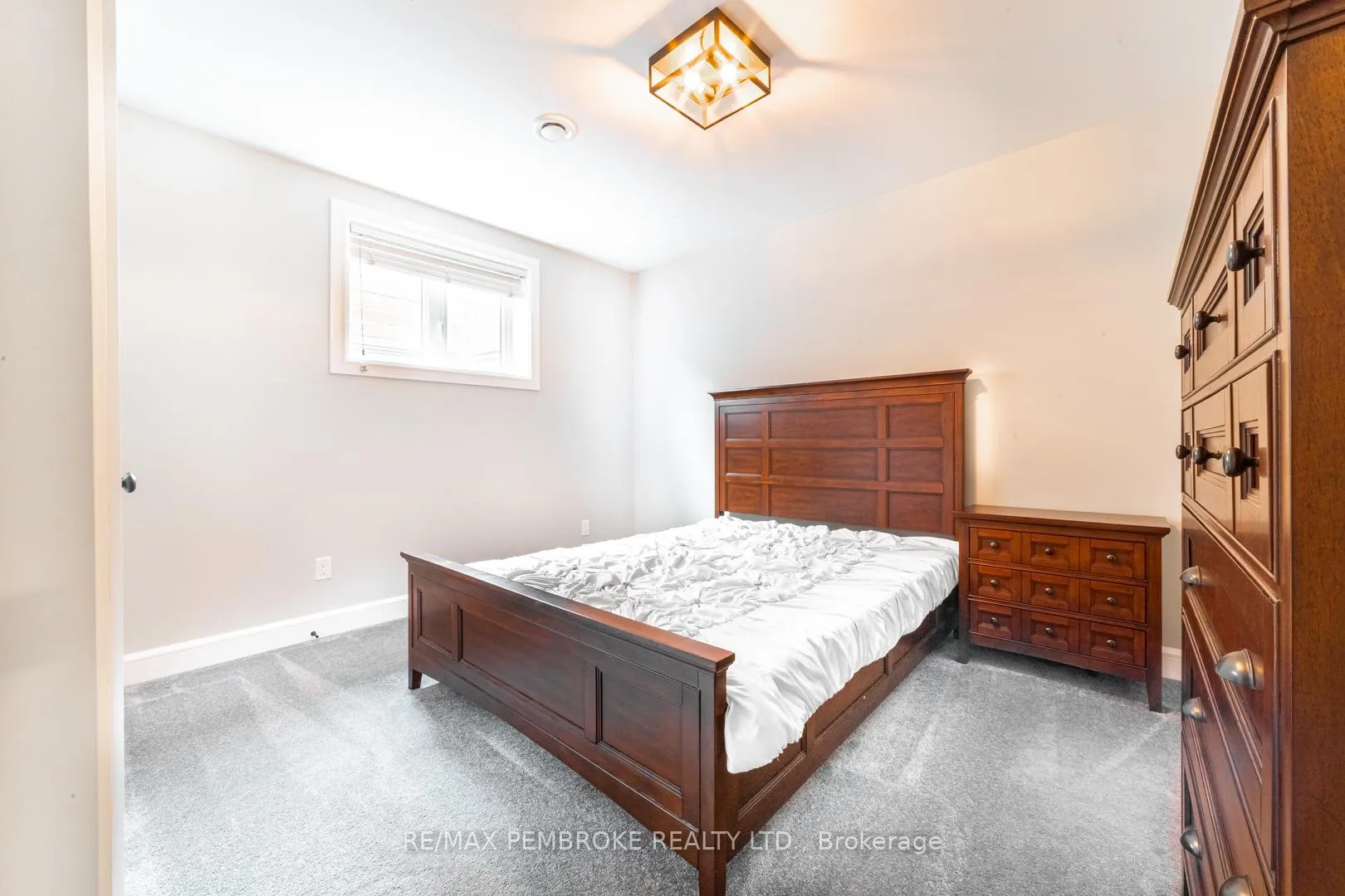 Photo 28 of 8 Drew Street, Petawawa — HOMEH