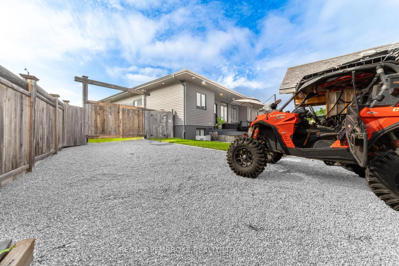 Photo 36 of 8 Drew Street, Petawawa — HOMEH