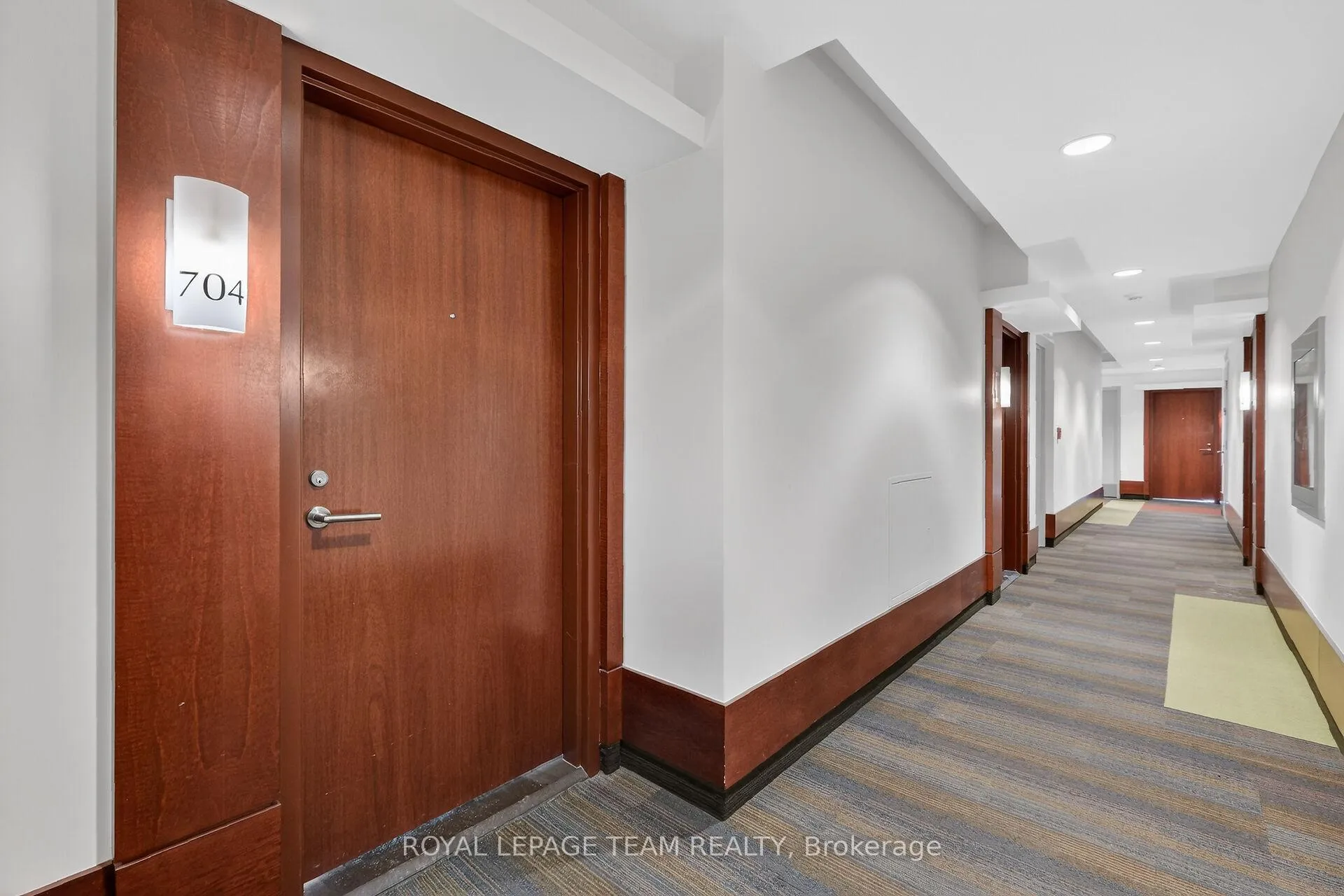 Photo 4 of Unit 704, 575 Byron Avenue, Ottawa, McKellar/Highland — HOMEH