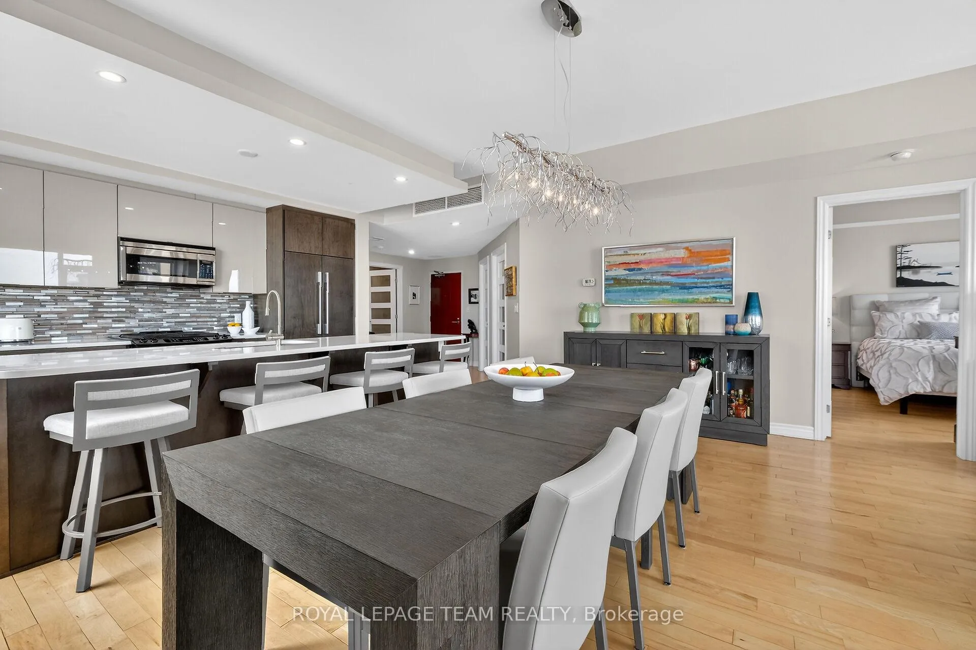 Photo 12 of Unit 704, 575 Byron Avenue, Ottawa, McKellar/Highland — HOMEH