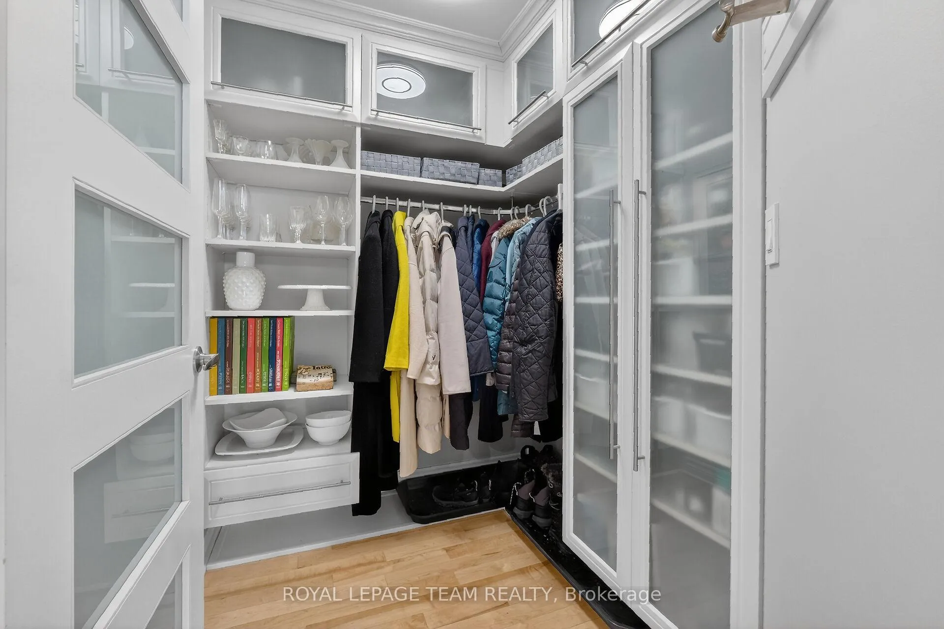 Photo 23 of Unit 704, 575 Byron Avenue, Ottawa, McKellar/Highland — HOMEH