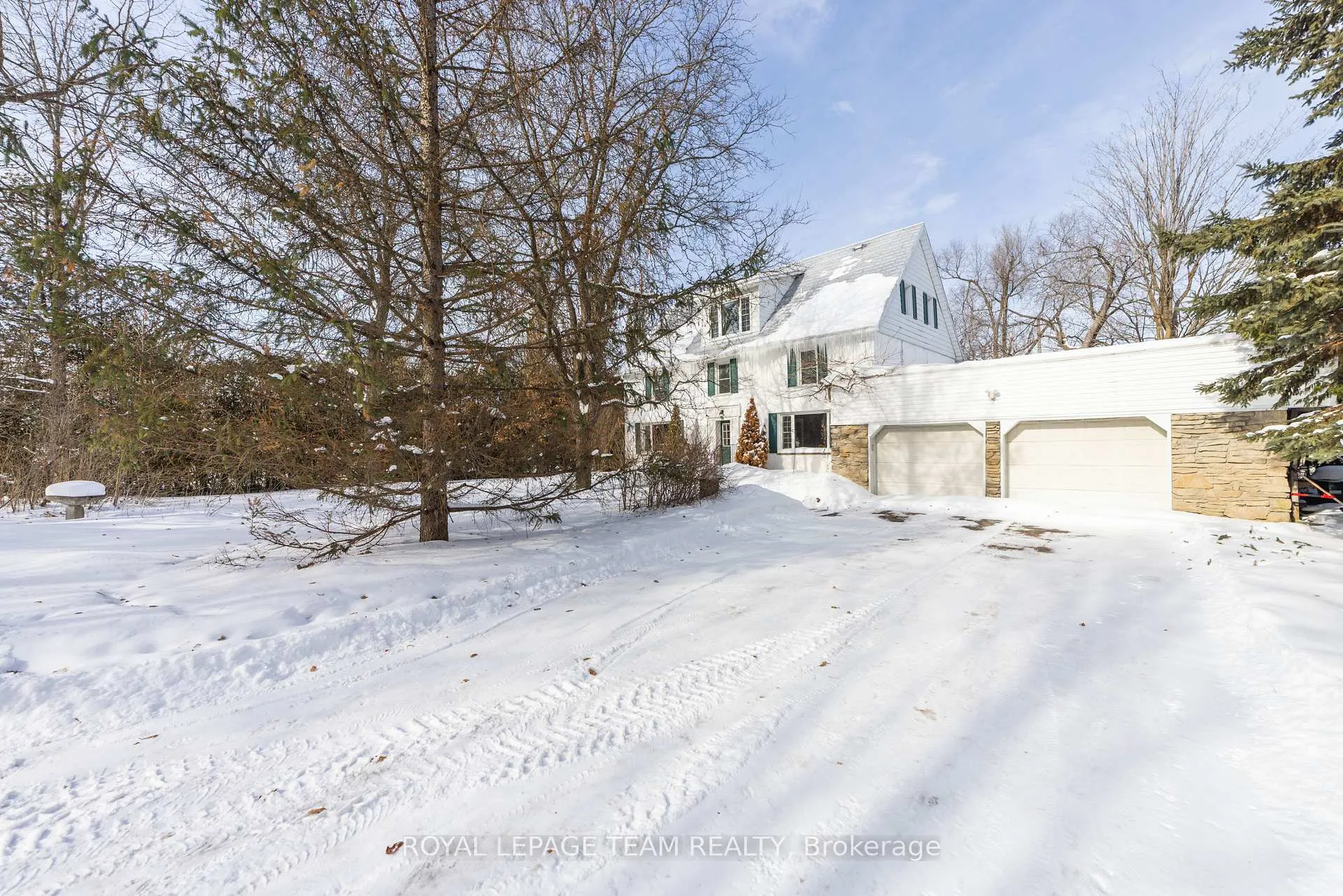 Photo 3 of 2307 Scrivens Drive, Ottawa, Osgoode Twp North of Reg Rd 6 — HOMEH