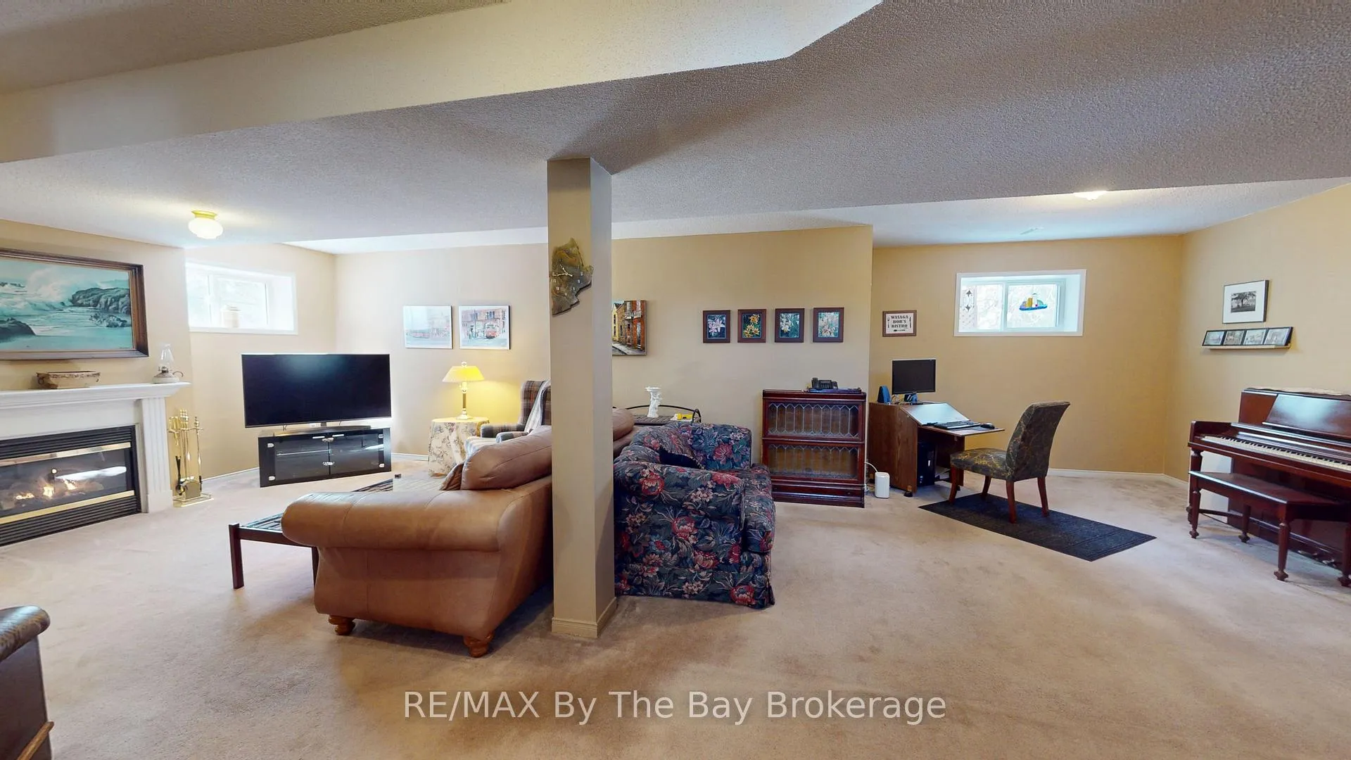 Photo 6 of 27 Silversands Crescent, Wasaga Beach — HOMEH