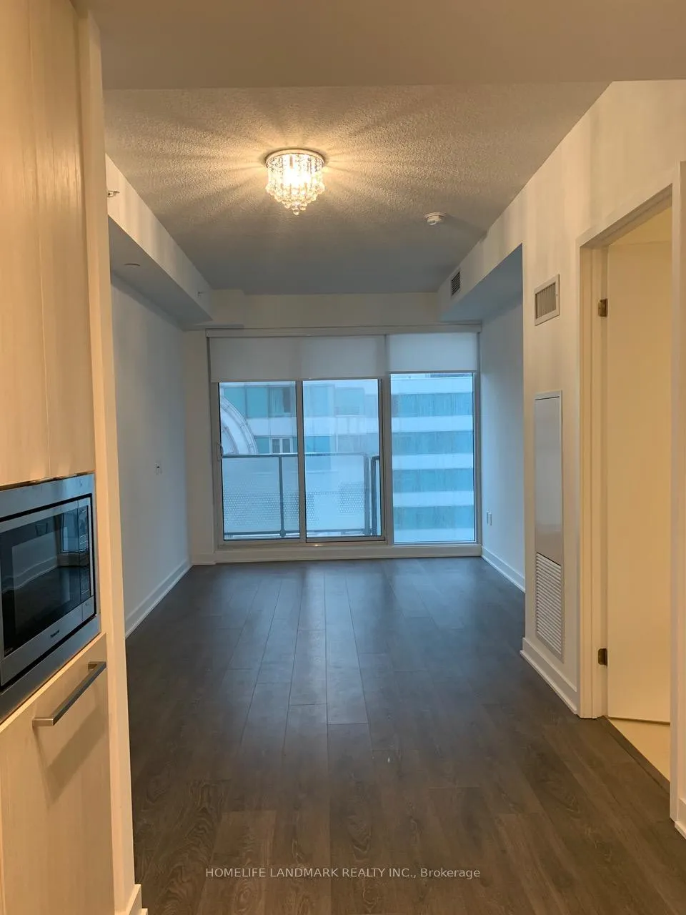 Photo 8 of Unit 2307, 125 Blue Jays Way, Toronto, Waterfront Communities — HOMEH