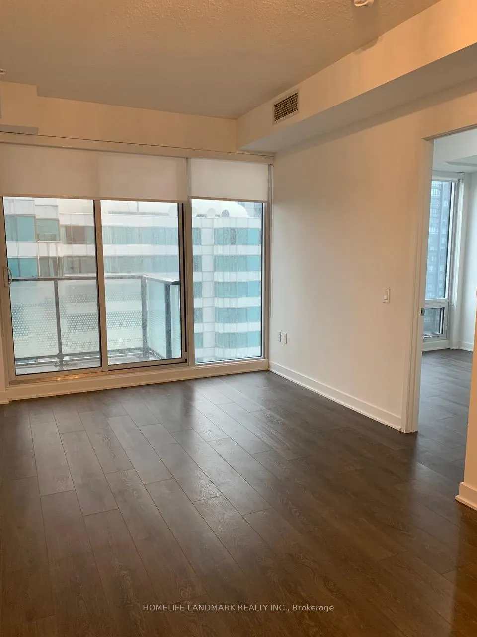 Photo 9 of Unit 2307, 125 Blue Jays Way, Toronto, Waterfront Communities — HOMEH