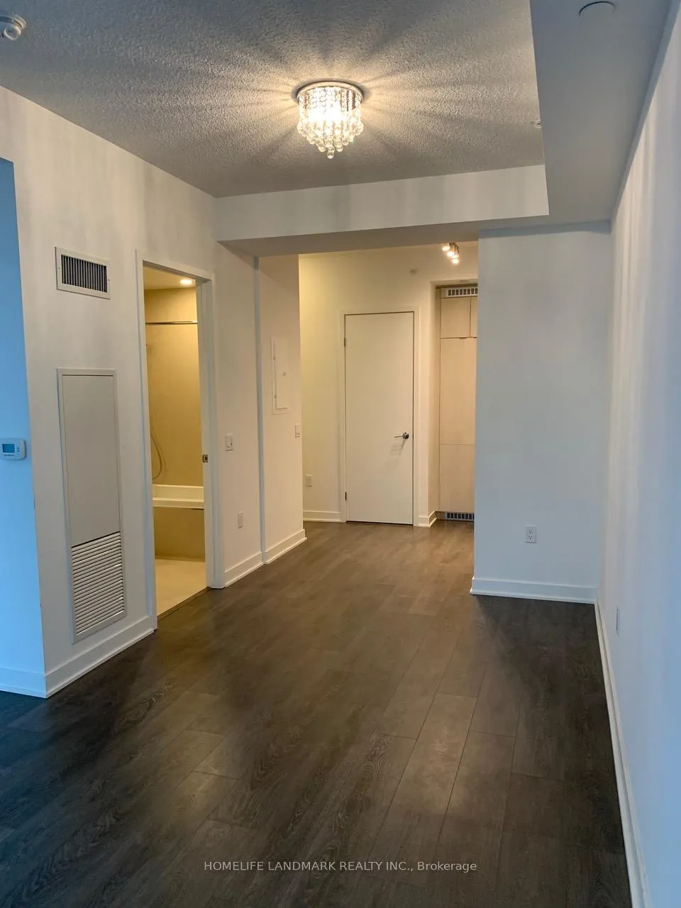 Photo 10 of Unit 2307, 125 Blue Jays Way, Toronto, Waterfront Communities — HOMEH