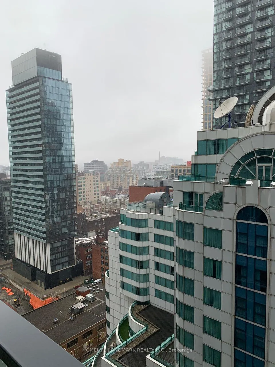 Photo 21 of Unit 2307, 125 Blue Jays Way, Toronto, Waterfront Communities — HOMEH