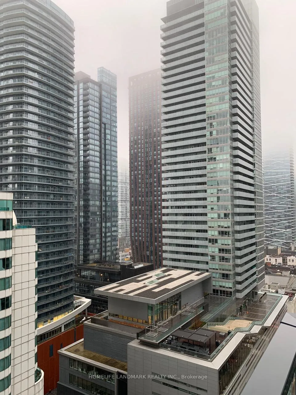 Photo 23 of Unit 2307, 125 Blue Jays Way, Toronto, Waterfront Communities — HOMEH