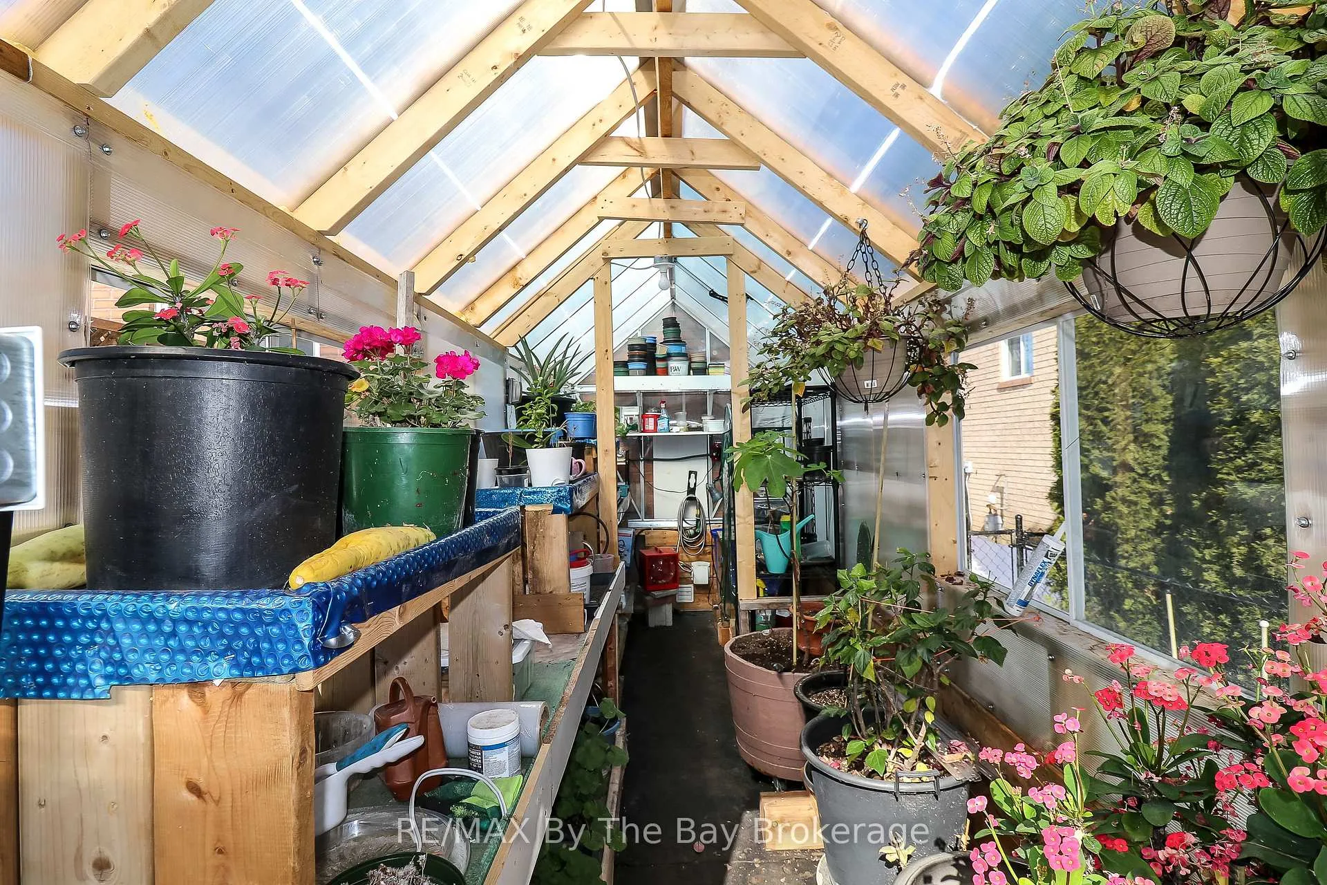 Photo 7 of 437 Ramblewood Drive, Wasaga Beach — HOMEH