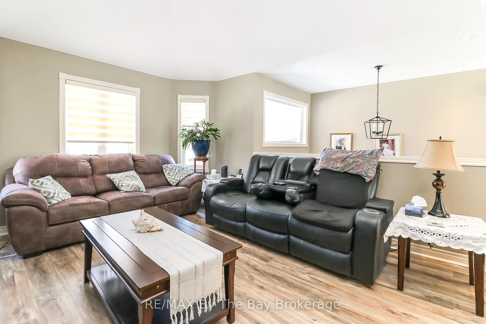 Photo 15 of 437 Ramblewood Drive, Wasaga Beach — HOMEH