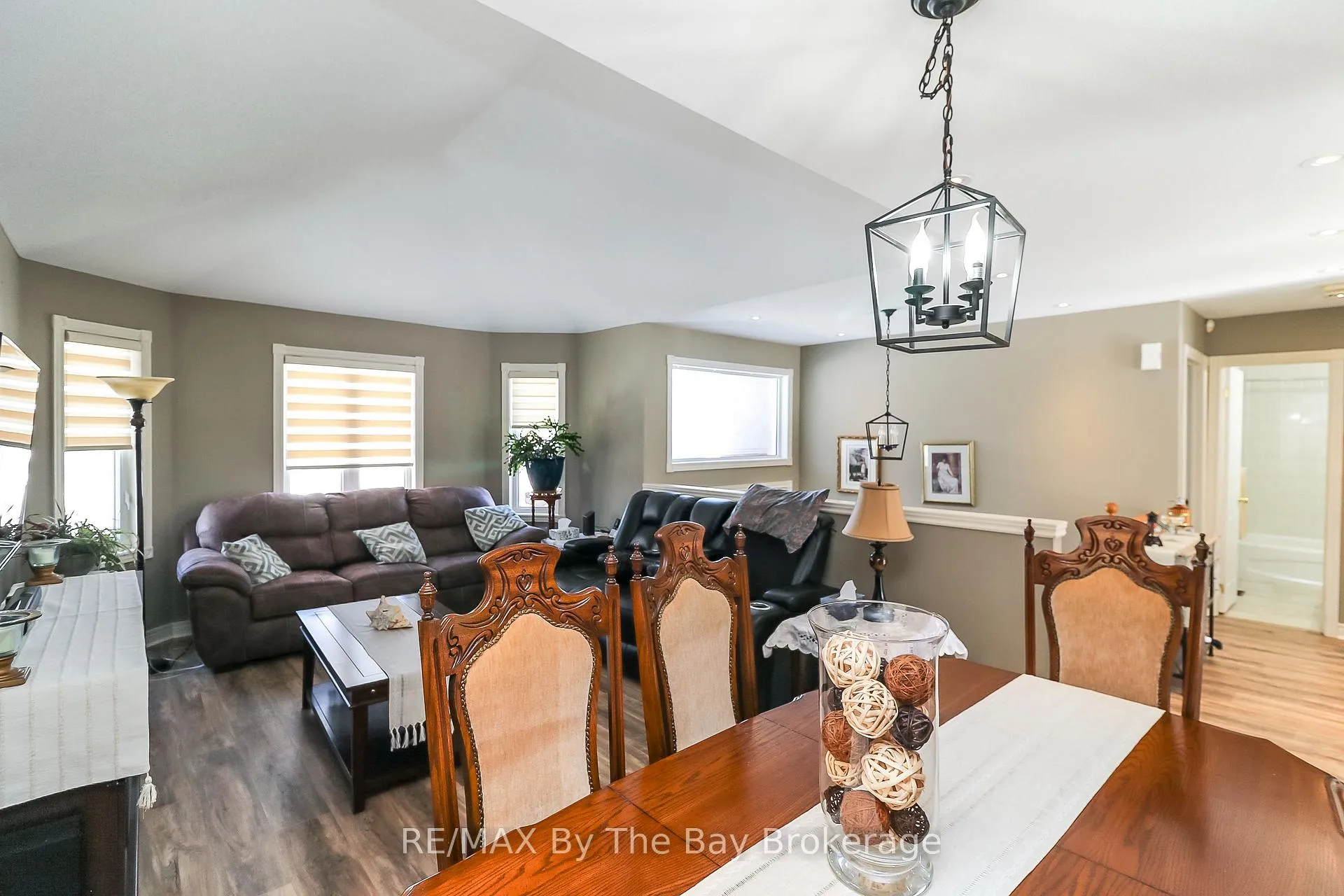 Photo 17 of 437 Ramblewood Drive, Wasaga Beach — HOMEH