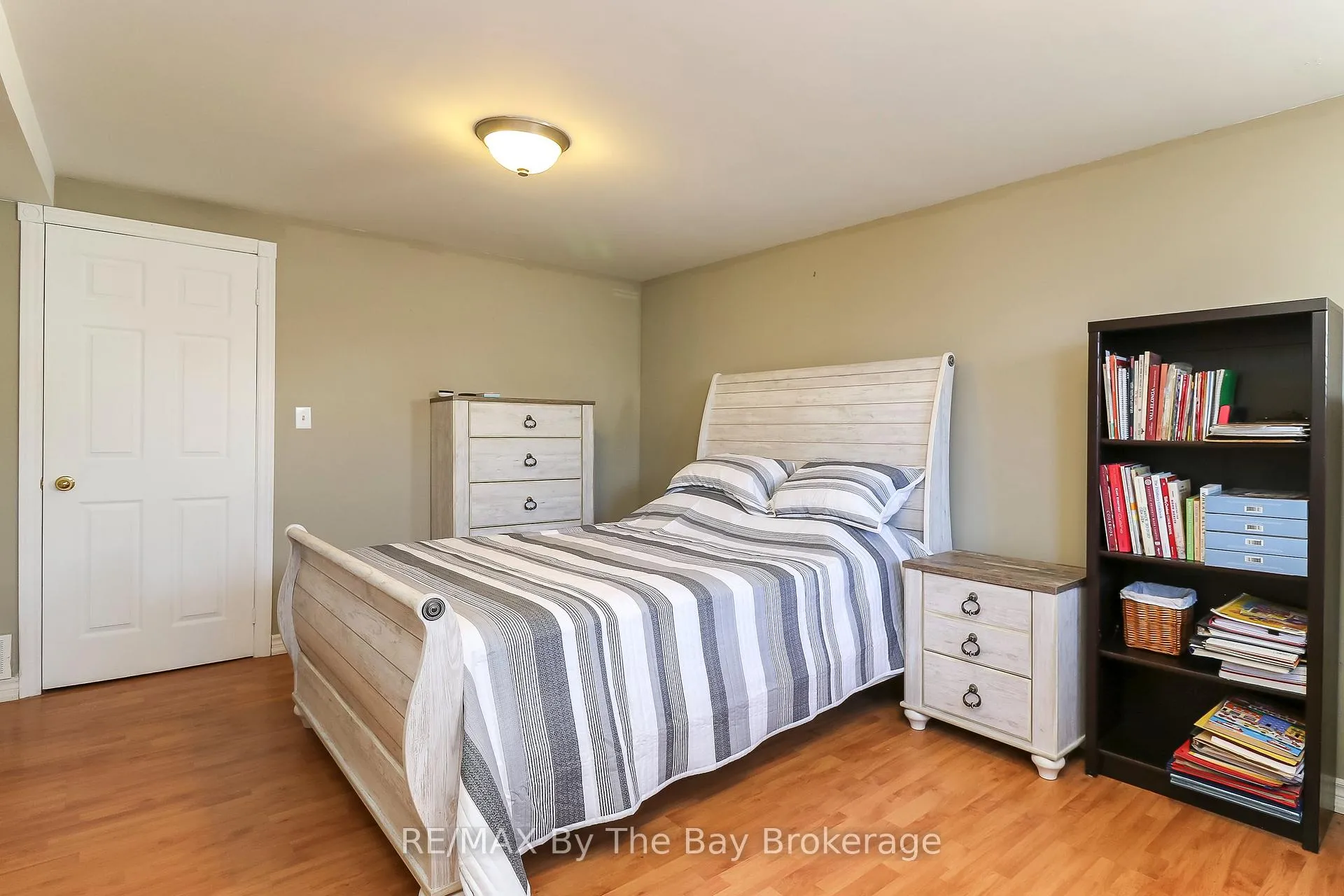 Photo 44 of 437 Ramblewood Drive, Wasaga Beach — HOMEH