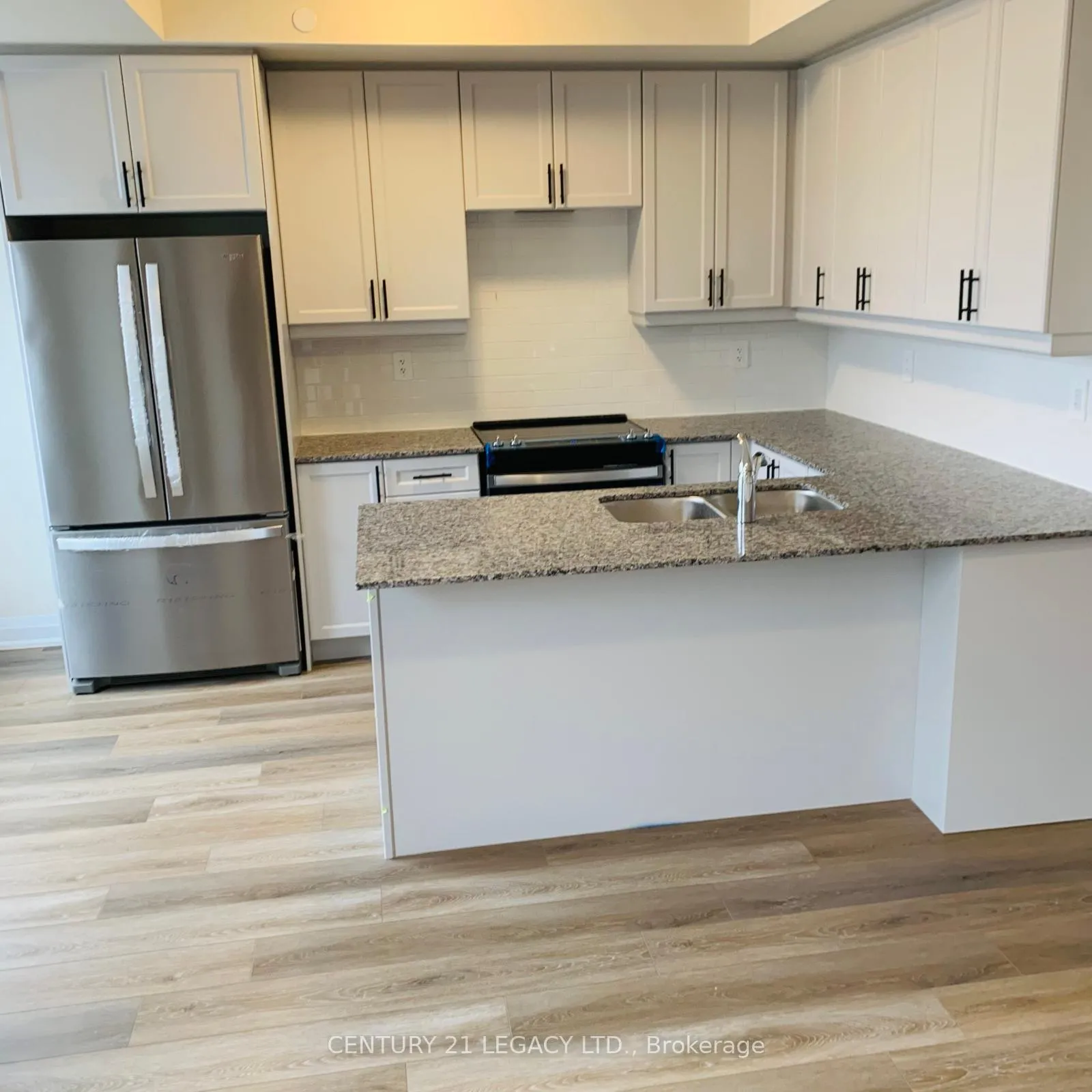 Photo 6 of 1577 Rose Way, Milton, Cobban — HOMEH