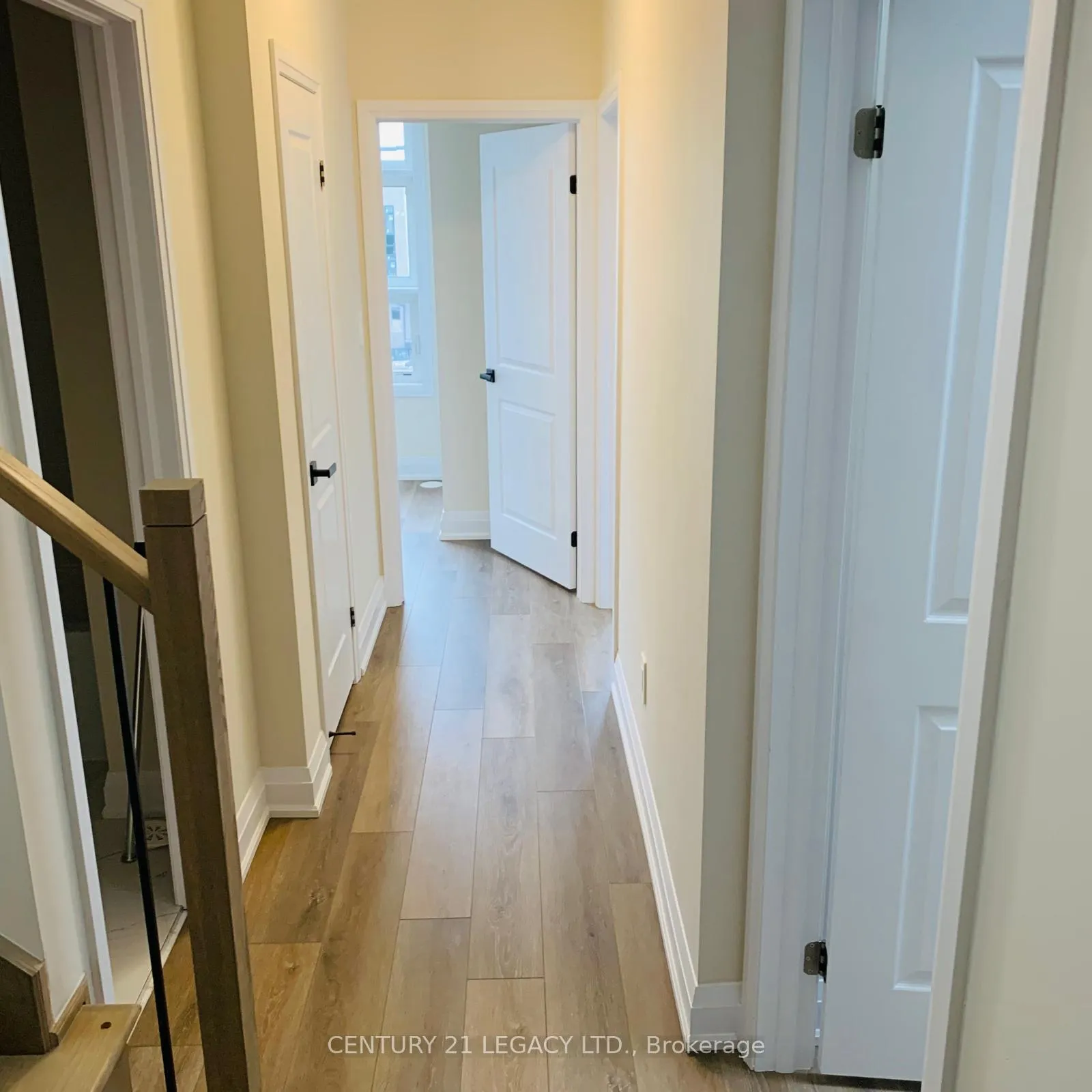 Photo 14 of 1577 Rose Way, Milton, Cobban — HOMEH