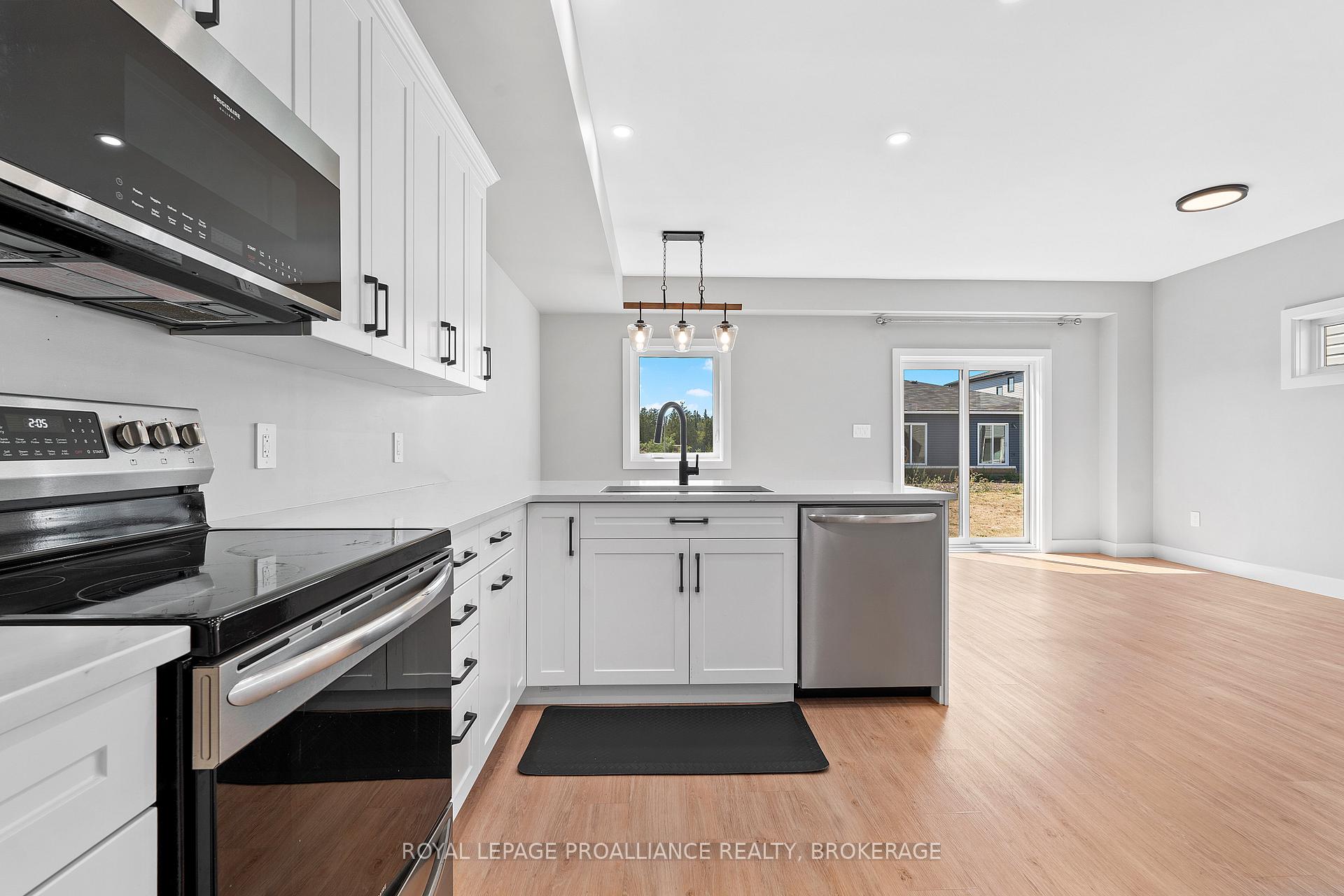 Photo 9 of 12 Dusenbury Crescent, Loyalist, Odessa — HOMEH