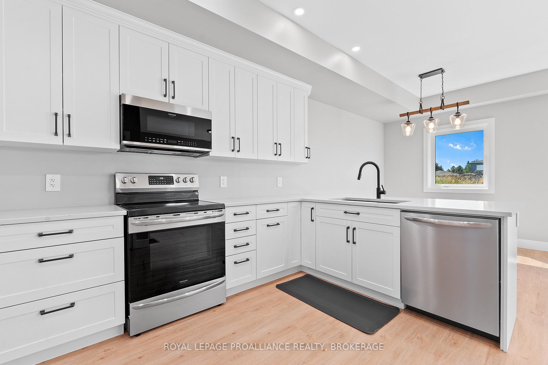Photo 10 of 12 Dusenbury Crescent, Loyalist, Odessa — HOMEH