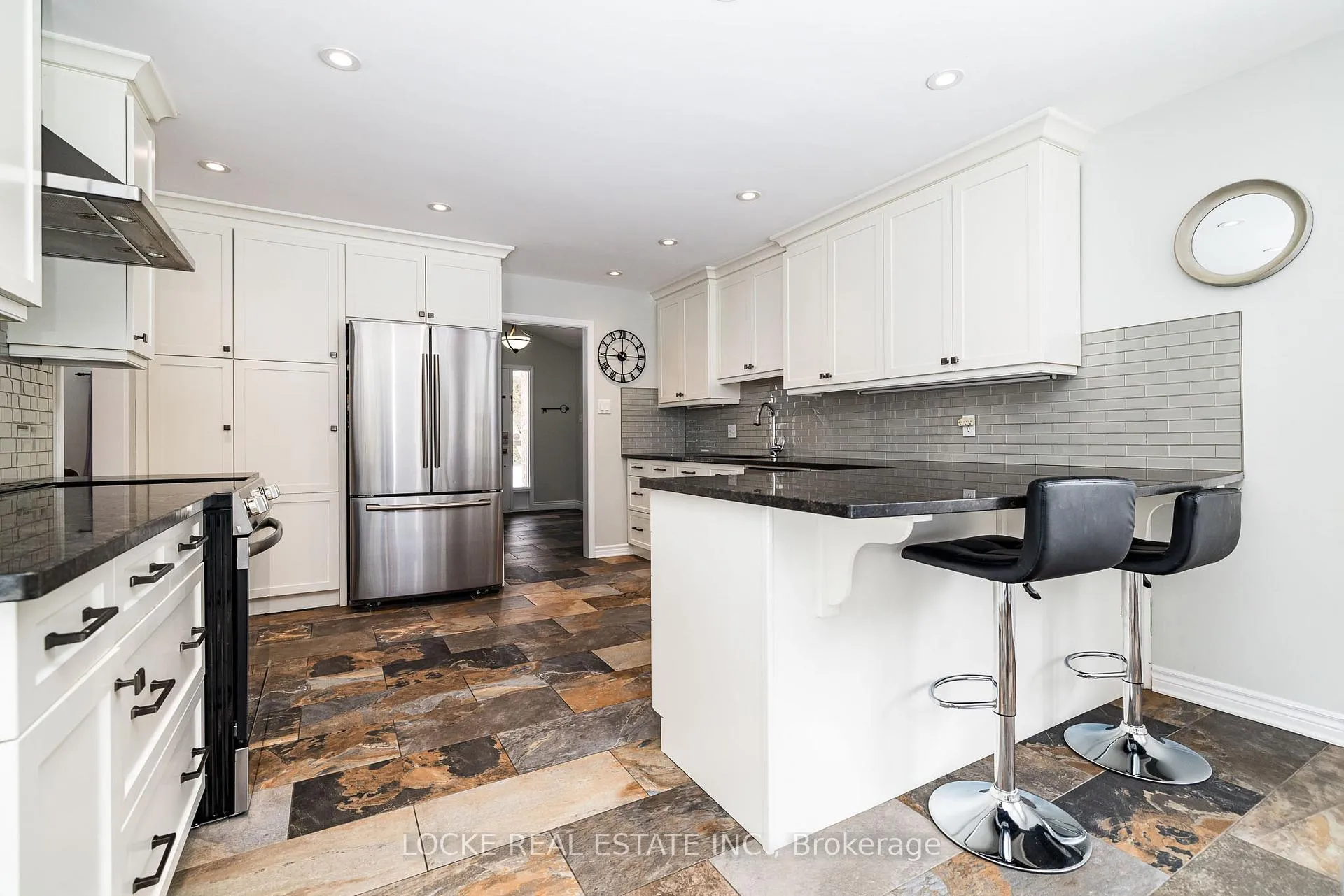 Photo 12 of 6492 Waddion Drive, Ottawa, Greely — HOMEH