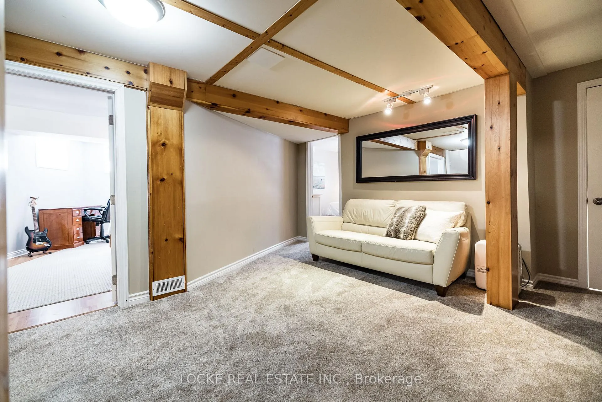 Photo 36 of 6492 Waddion Drive, Ottawa, Greely — HOMEH