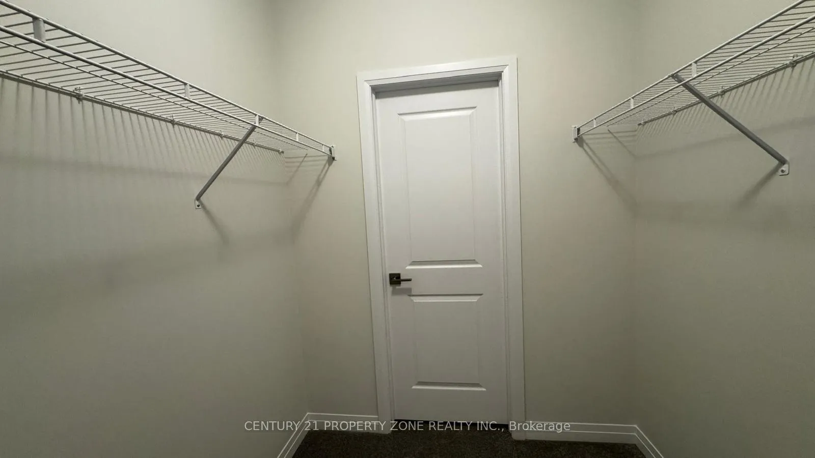 Photo 15 of Unit C-51, 525 Erinbrook Drive, Kitchener — HOMEH