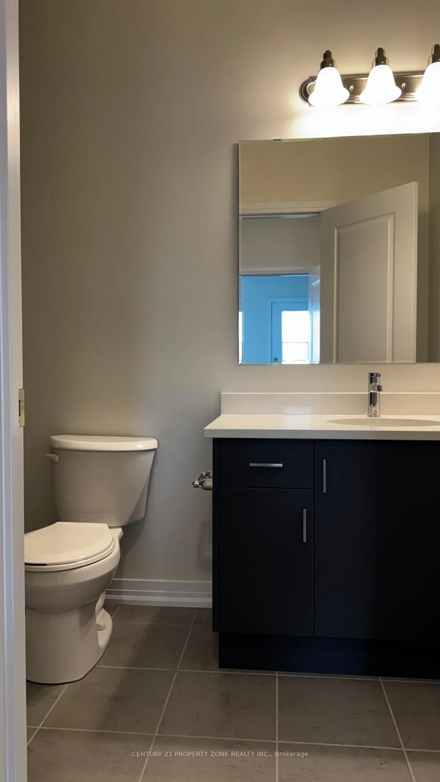 Photo 17 of Unit C-51, 525 Erinbrook Drive, Kitchener — HOMEH
