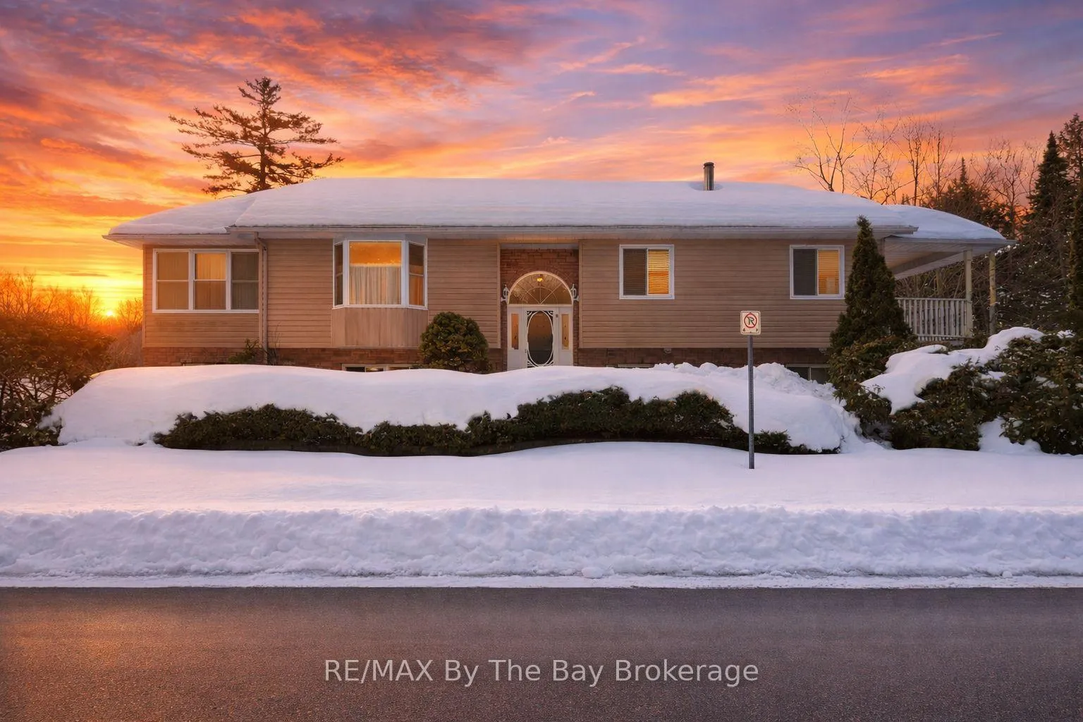 Photo 1 of 45 40th Street N, Wasaga Beach — HOMEH