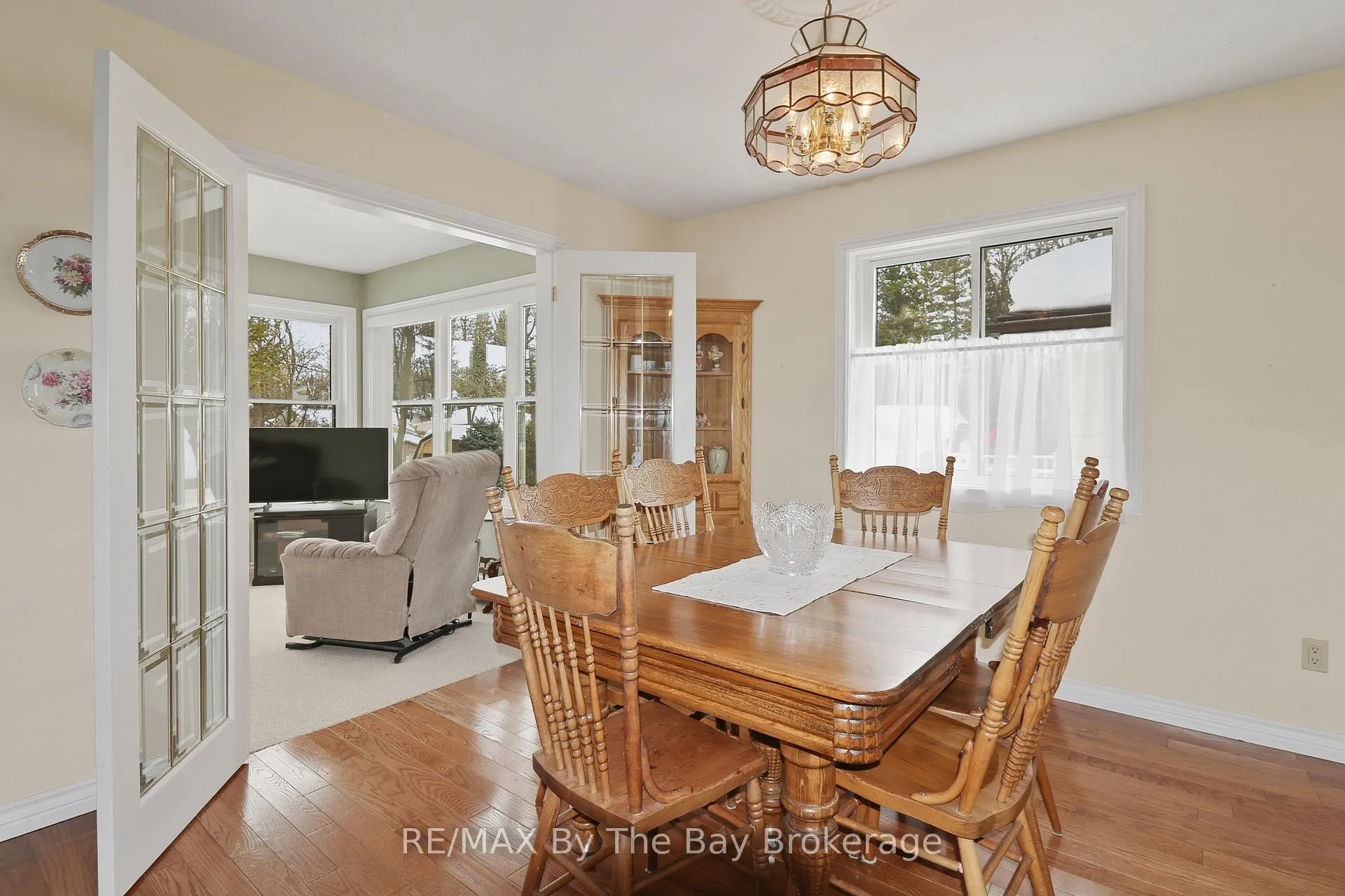 Photo 18 of 45 40th Street N, Wasaga Beach — HOMEH