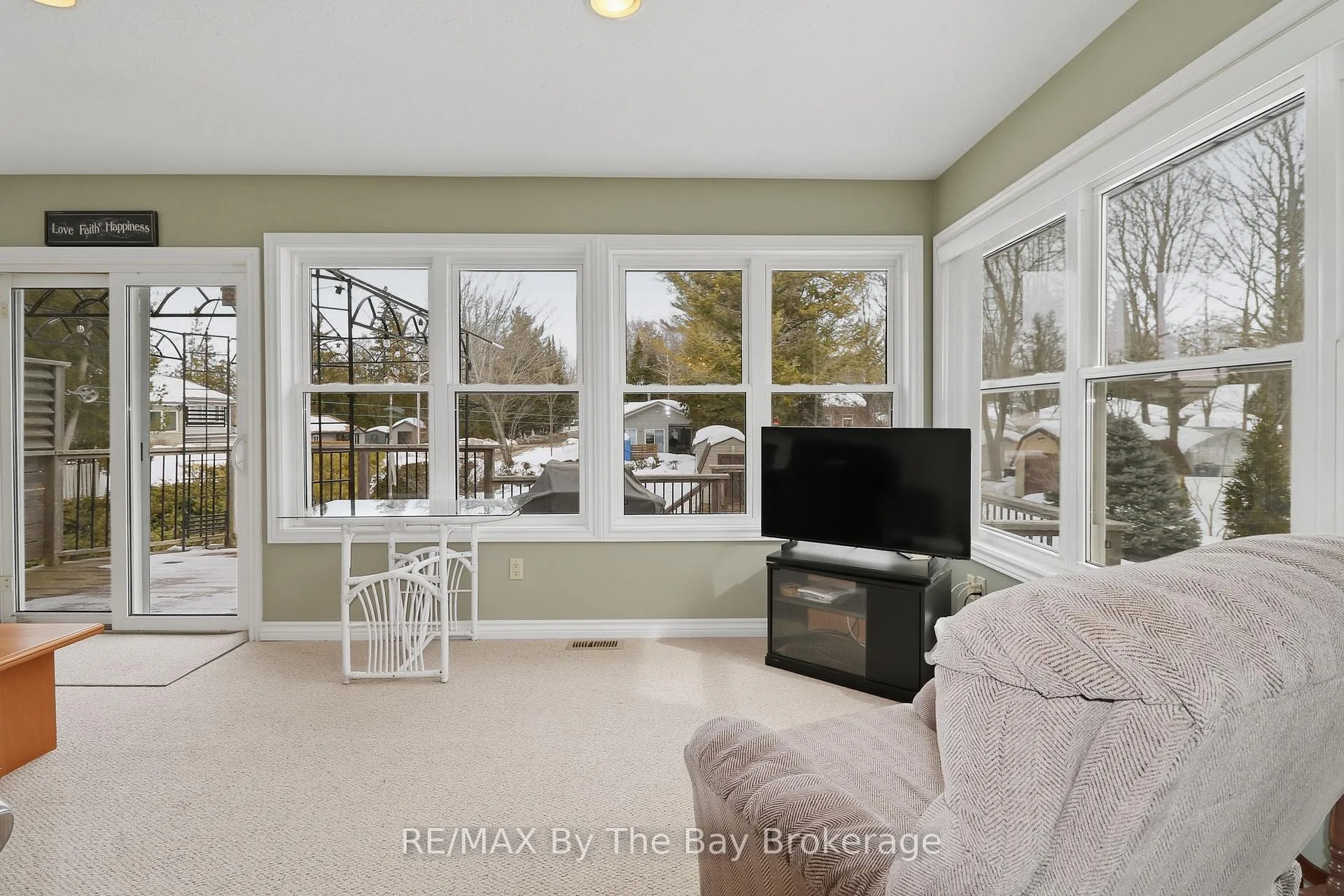 Photo 19 of 45 40th Street N, Wasaga Beach — HOMEH