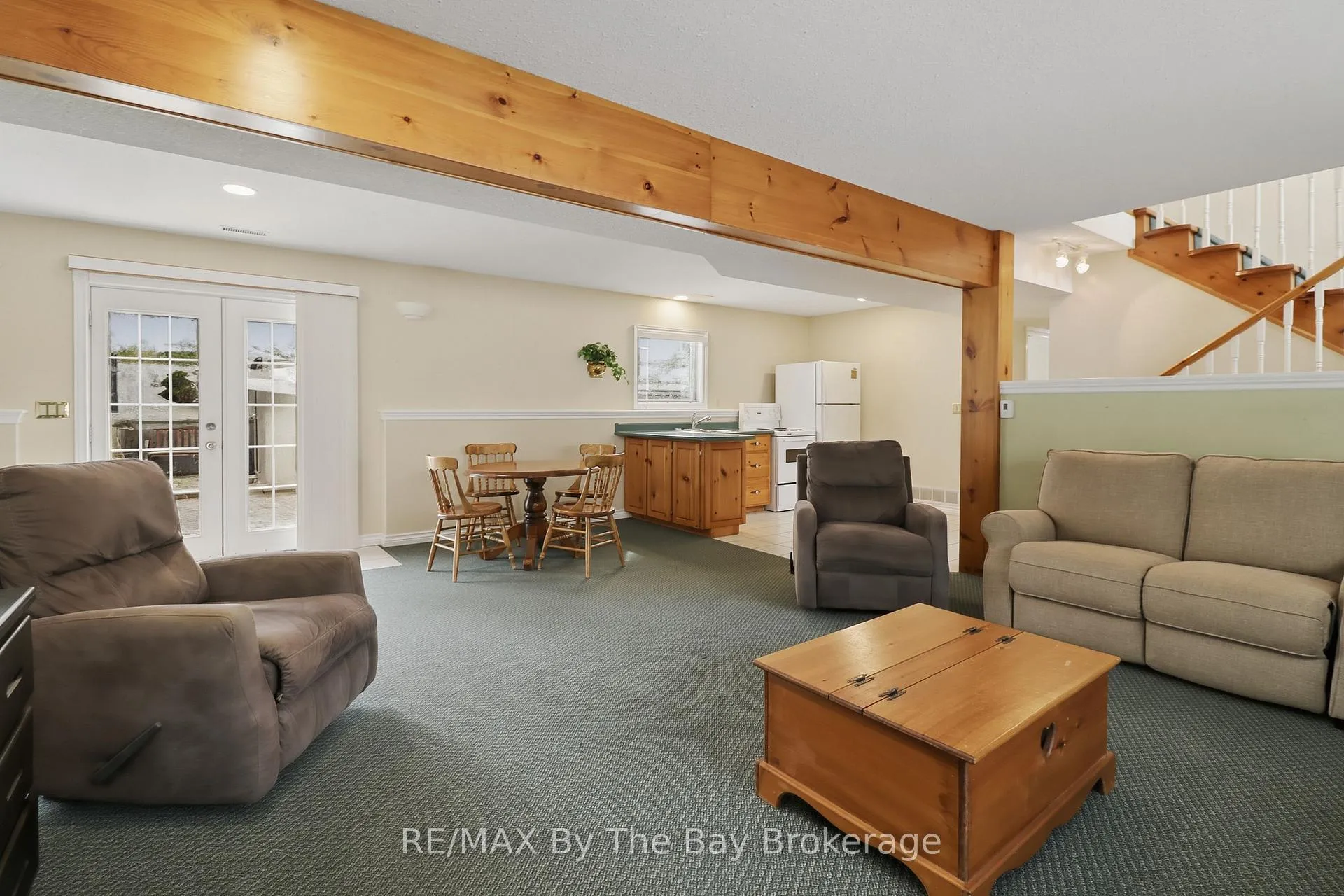 Photo 38 of 45 40th Street N, Wasaga Beach — HOMEH
