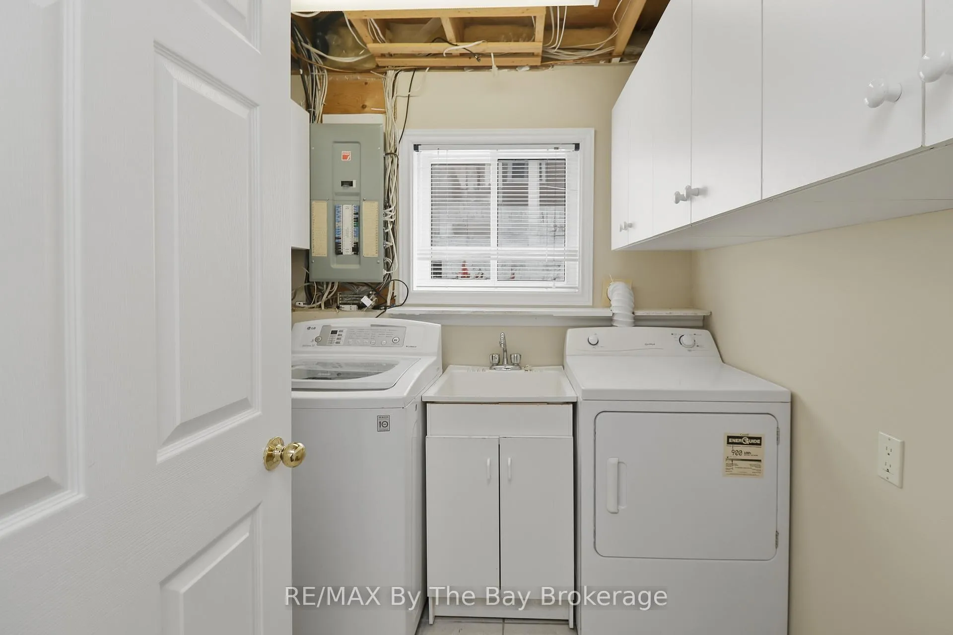 Photo 47 of 45 40th Street N, Wasaga Beach — HOMEH