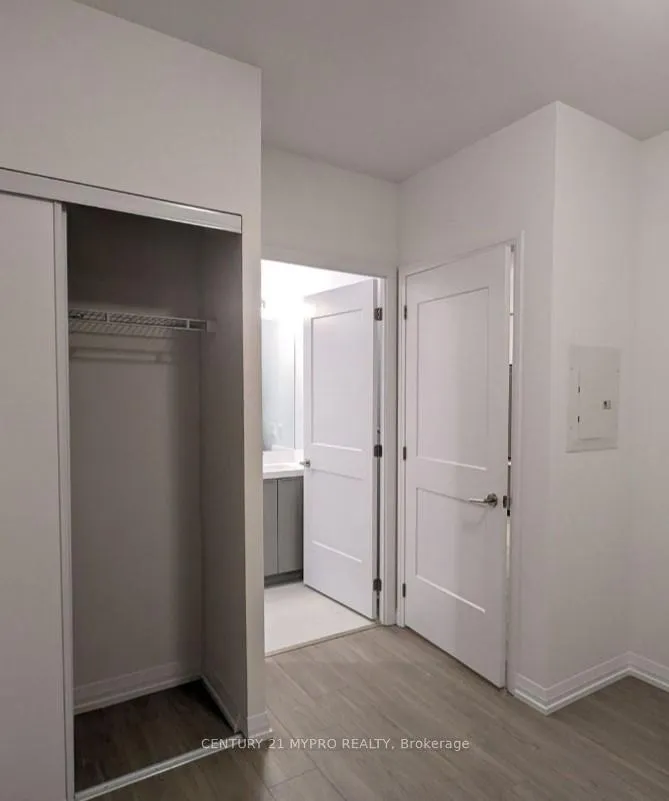 Photo 8 of Unit 1604, 25 Holly Street, Toronto, Mount Pleasant West — HOMEH