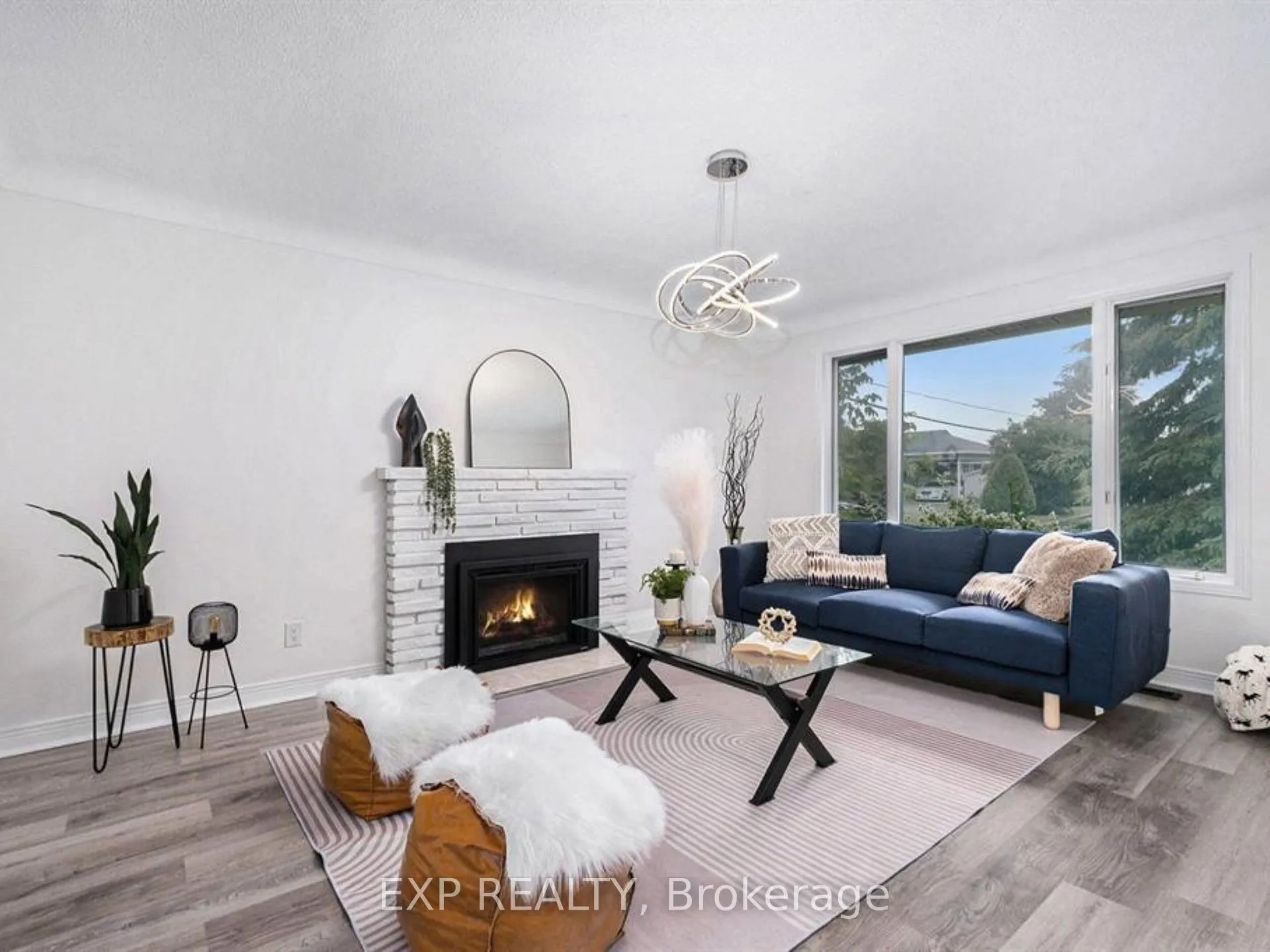 Photo 4 of Unit Unit A, 20 Newhaven Street, Ottawa, Manordale — HOMEH