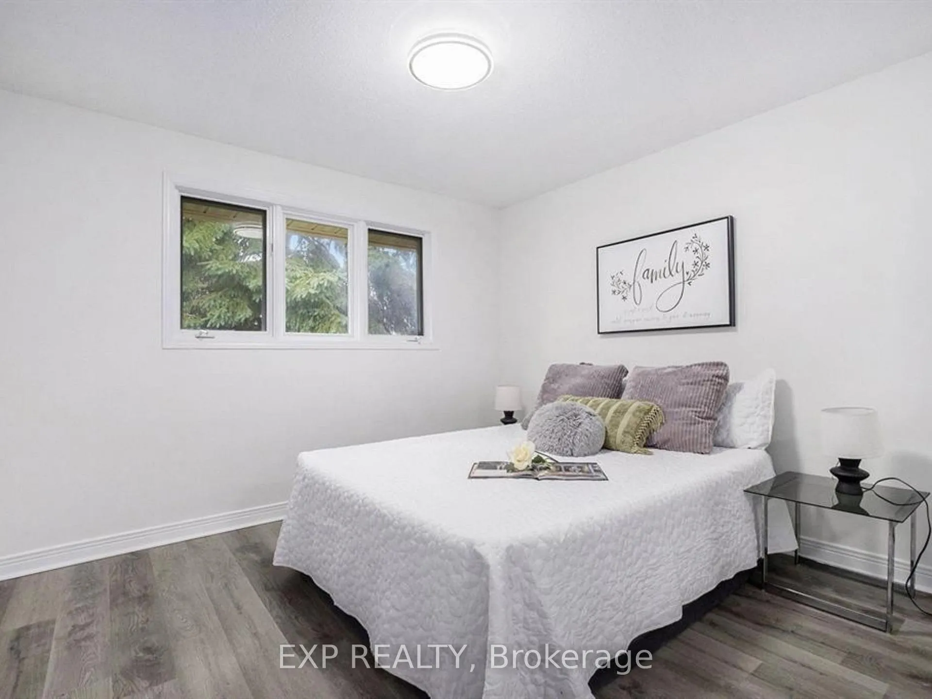 Photo 14 of Unit Unit A, 20 Newhaven Street, Ottawa, Manordale — HOMEH