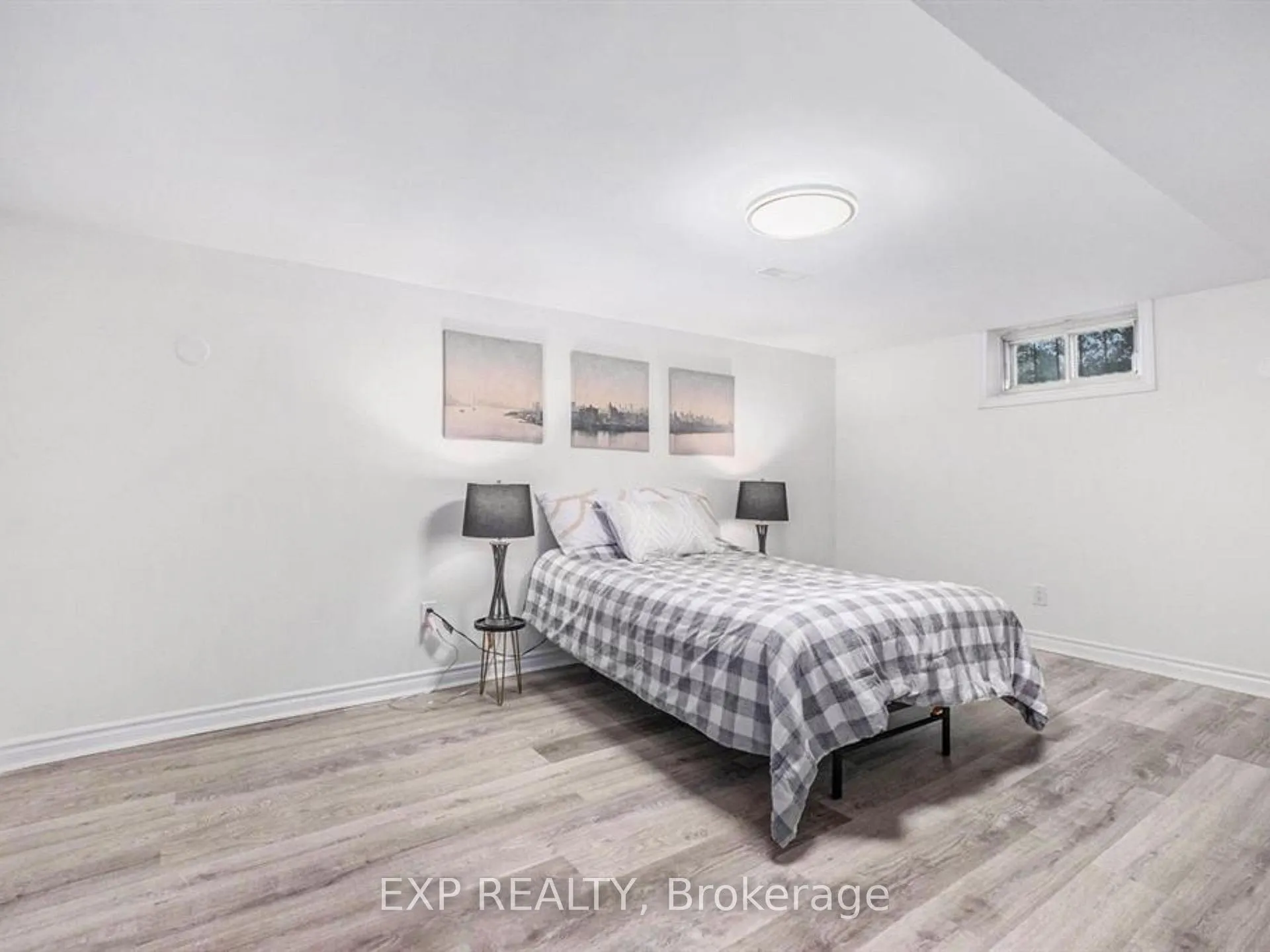 Photo 23 of Unit Unit A, 20 Newhaven Street, Ottawa, Manordale — HOMEH