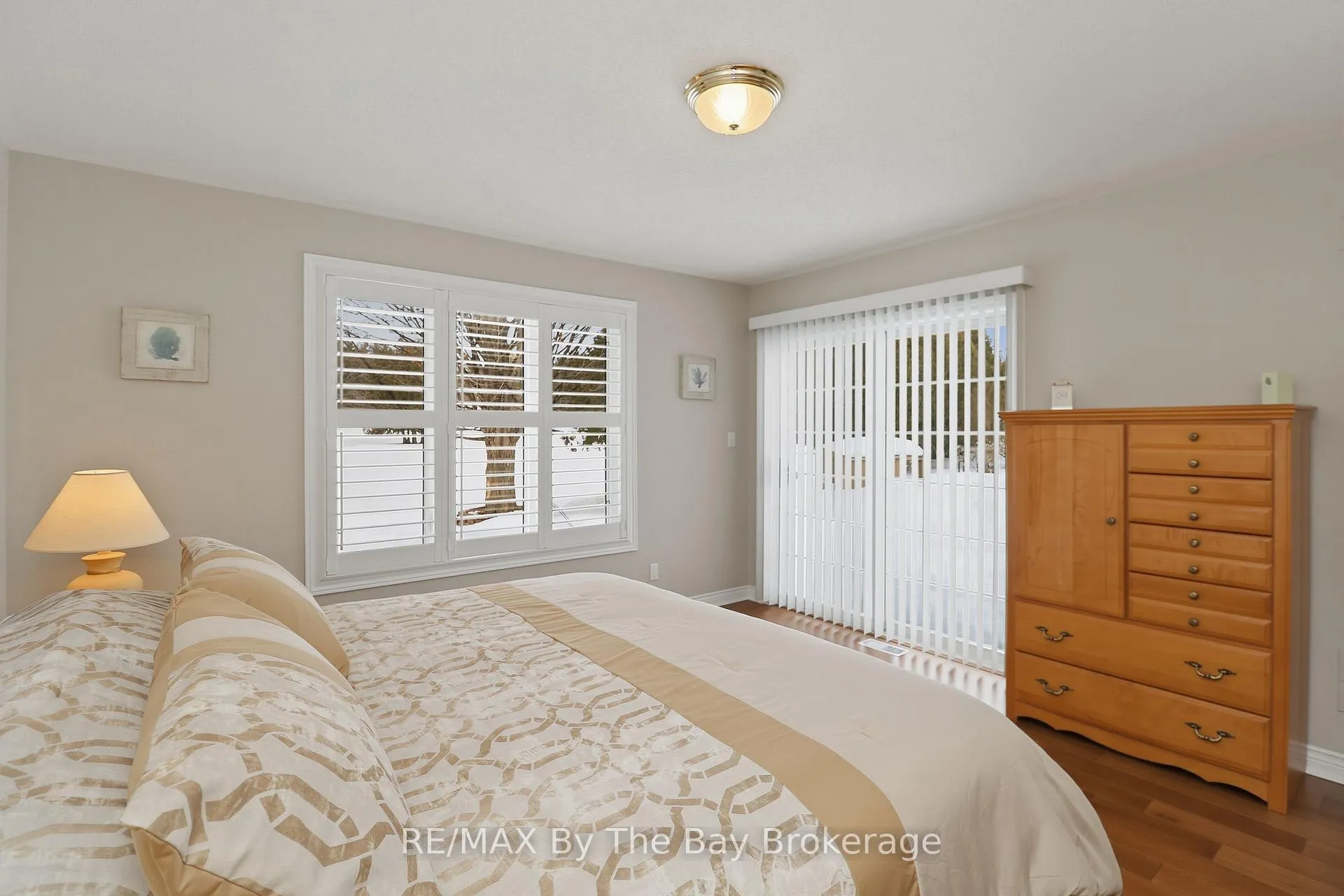 Photo 5 of 22 Britton Court, Wasaga Beach — HOMEH