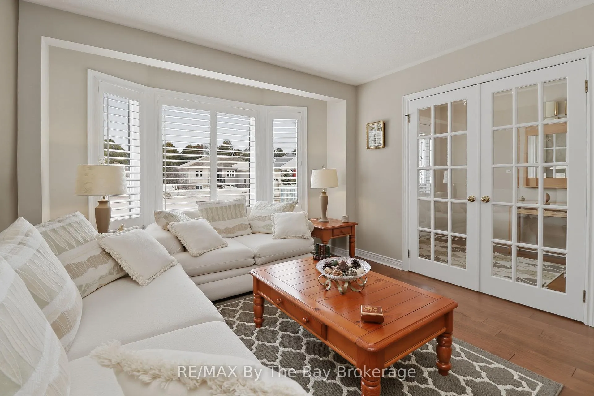 Photo 9 of 22 Britton Court, Wasaga Beach — HOMEH