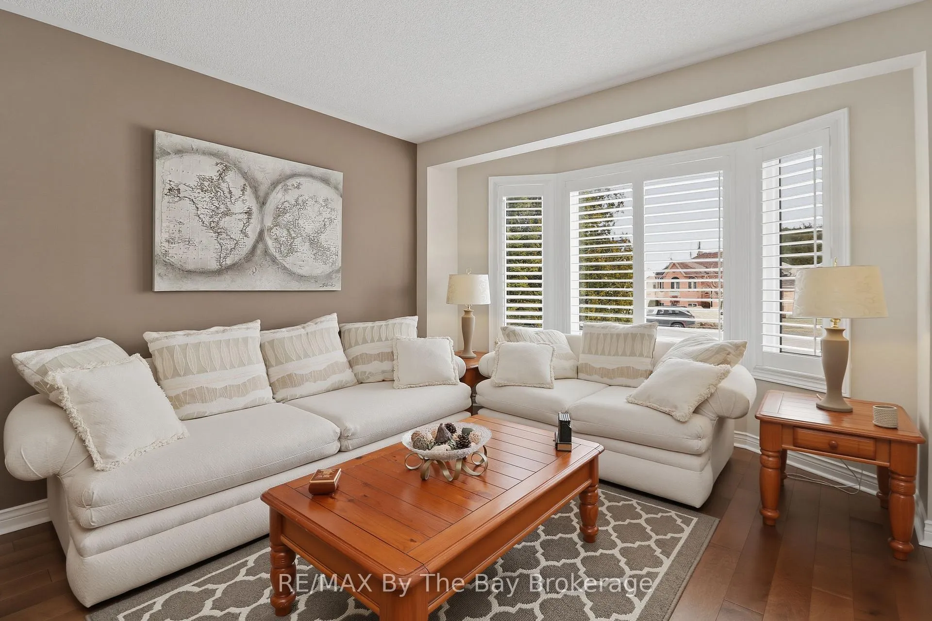 Photo 10 of 22 Britton Court, Wasaga Beach — HOMEH