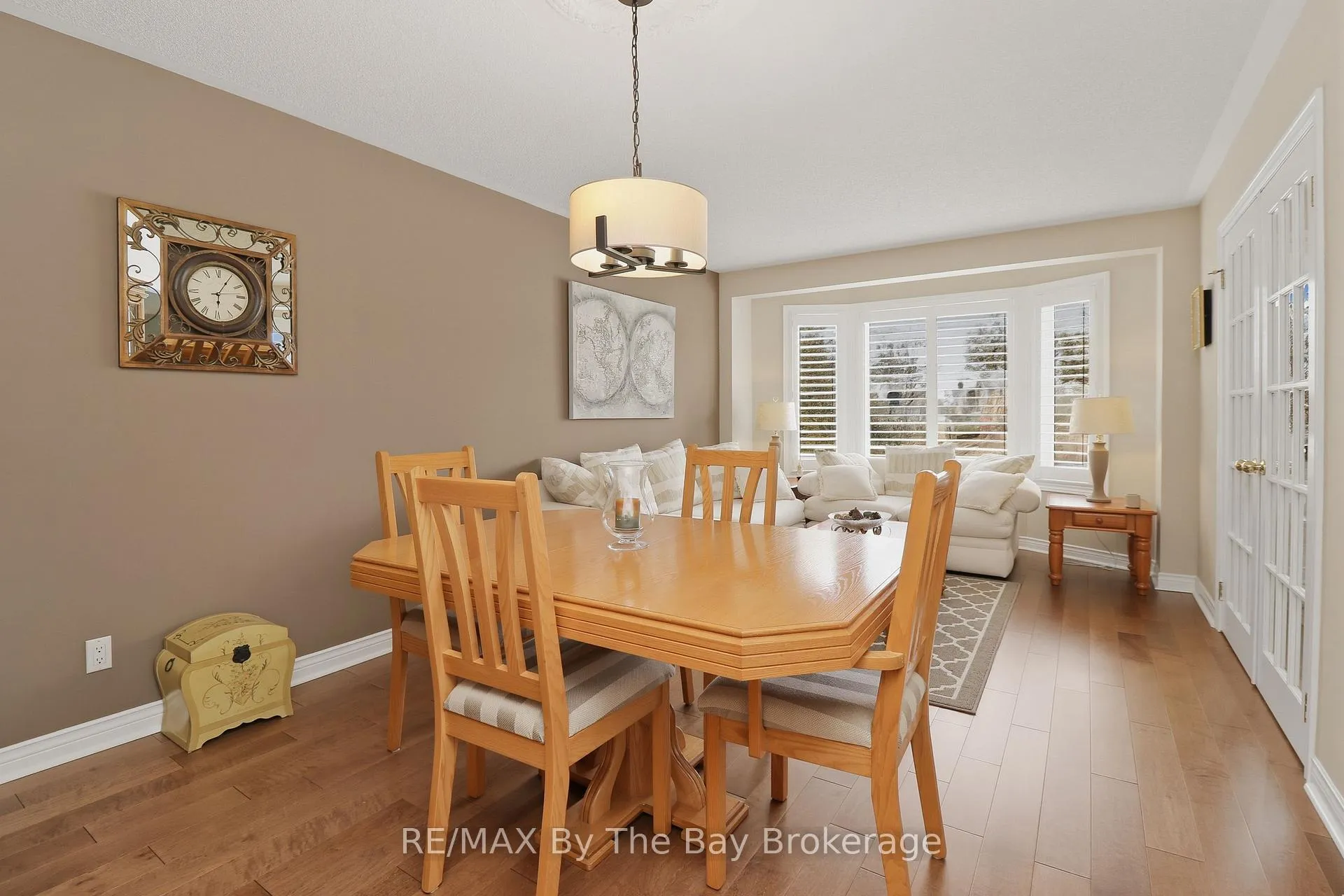 Photo 12 of 22 Britton Court, Wasaga Beach — HOMEH