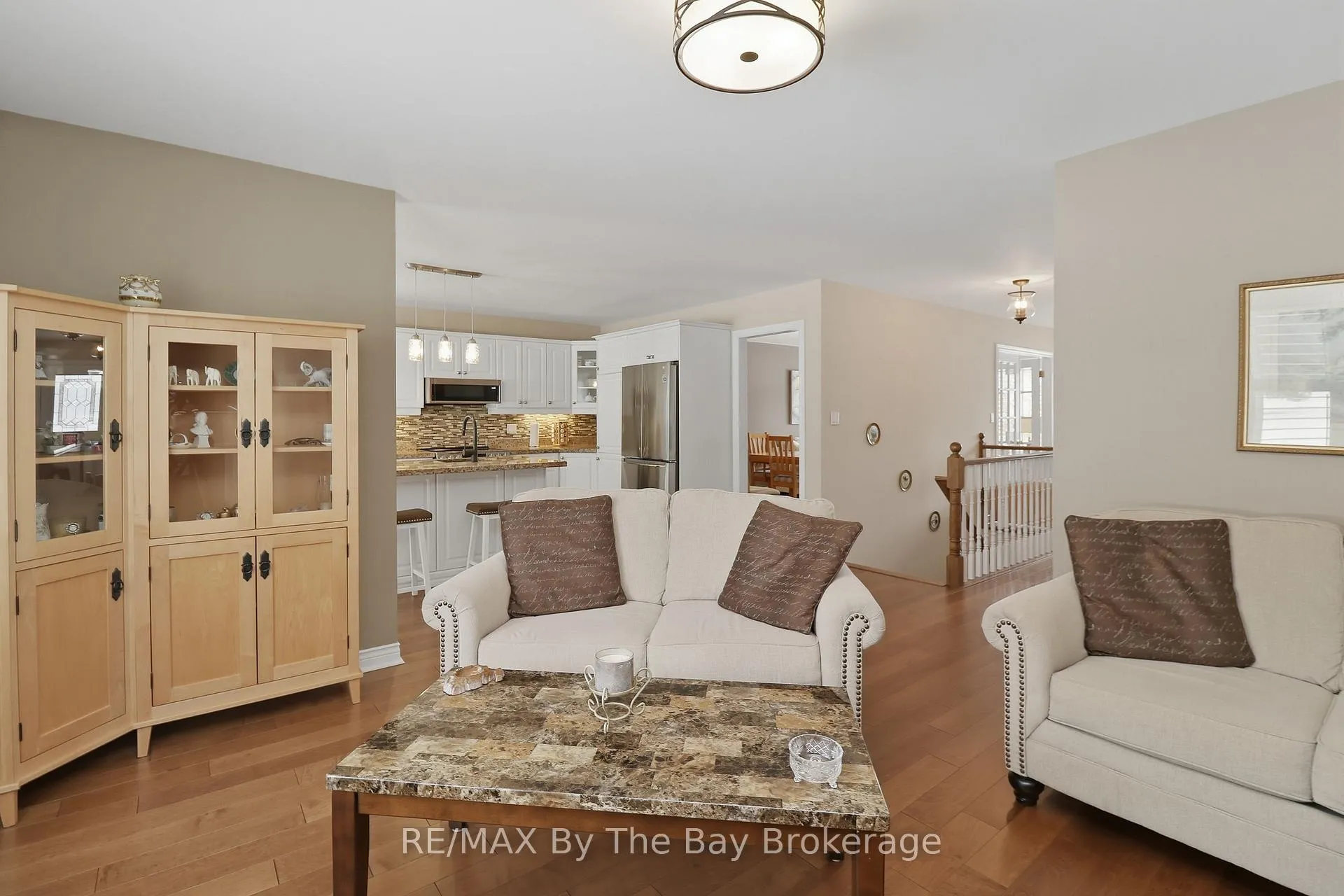 Photo 18 of 22 Britton Court, Wasaga Beach — HOMEH